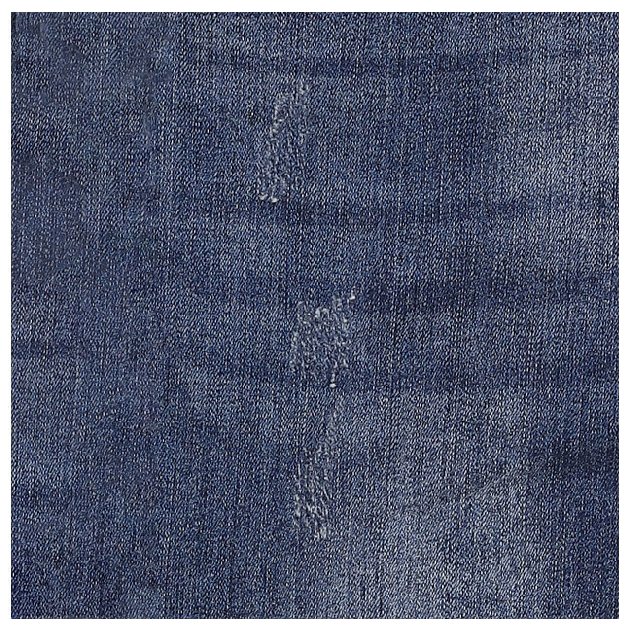 Damenjeans Tummyless Easy Kick Capri Stretch Denim von Buena Vista in Blau angewaschen mit Used-Effekten, Detailansicht Used-Effekt