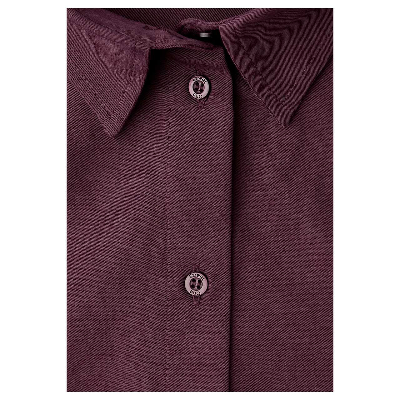 Damen Langarm Bluse Buttoned Shirtcollar von Street One in Lila, Ganzkörperansicht geschlossen