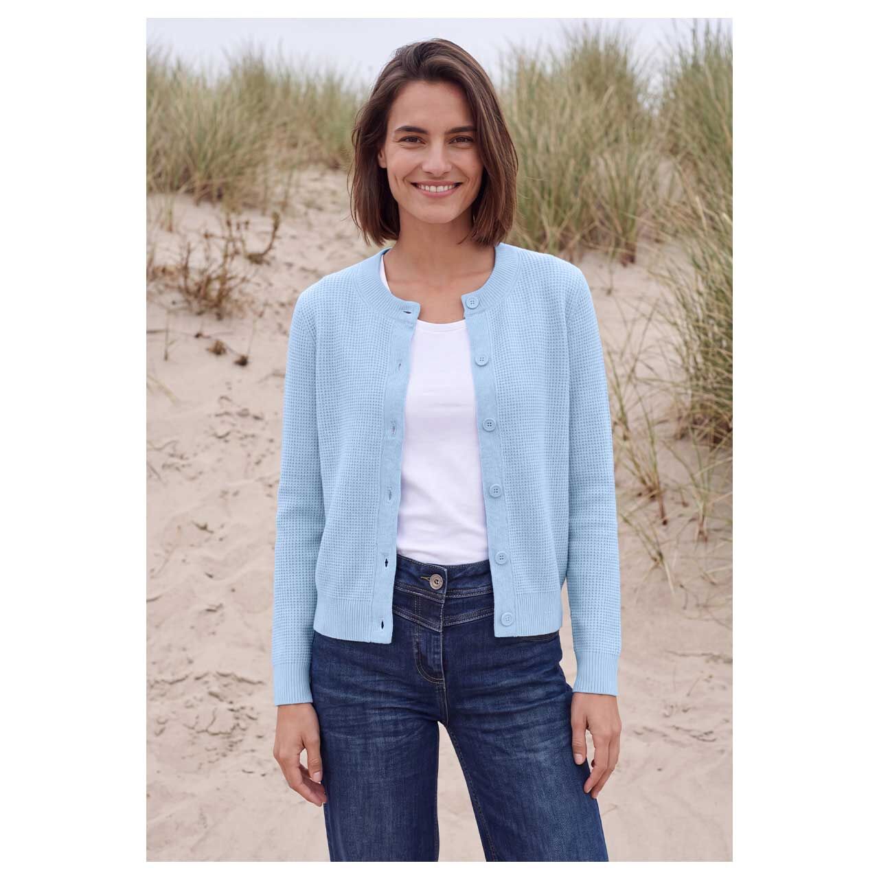 Damen Strickjacke Structured Cosy Cardigan von Cecil in Hellblau meliert, Vorderansicht am Model