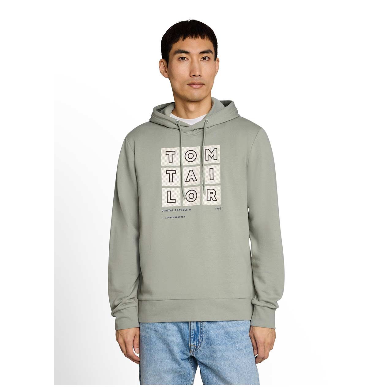 Herren Hoodie Sweatshirt von Tom Tailor in Mintgrün mit Print, Vorderansicht am Model
