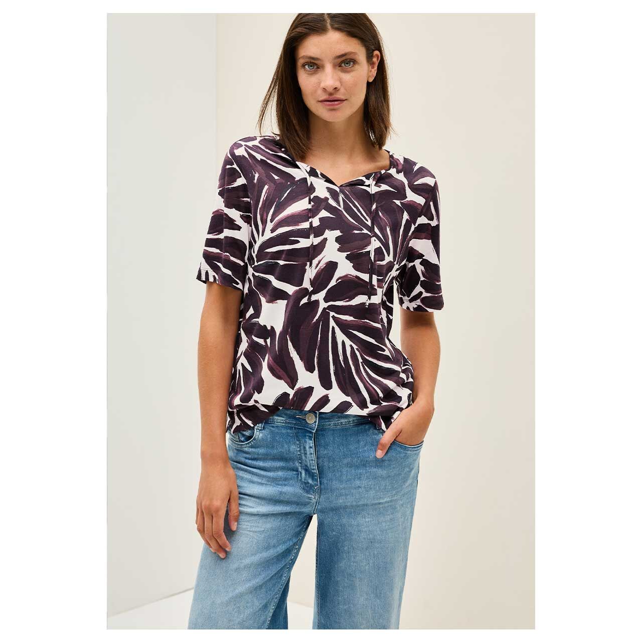 Damen T-Shirt Big Leaf Tunic von Cecil in Burgunderrot, Vorderansicht am Modell