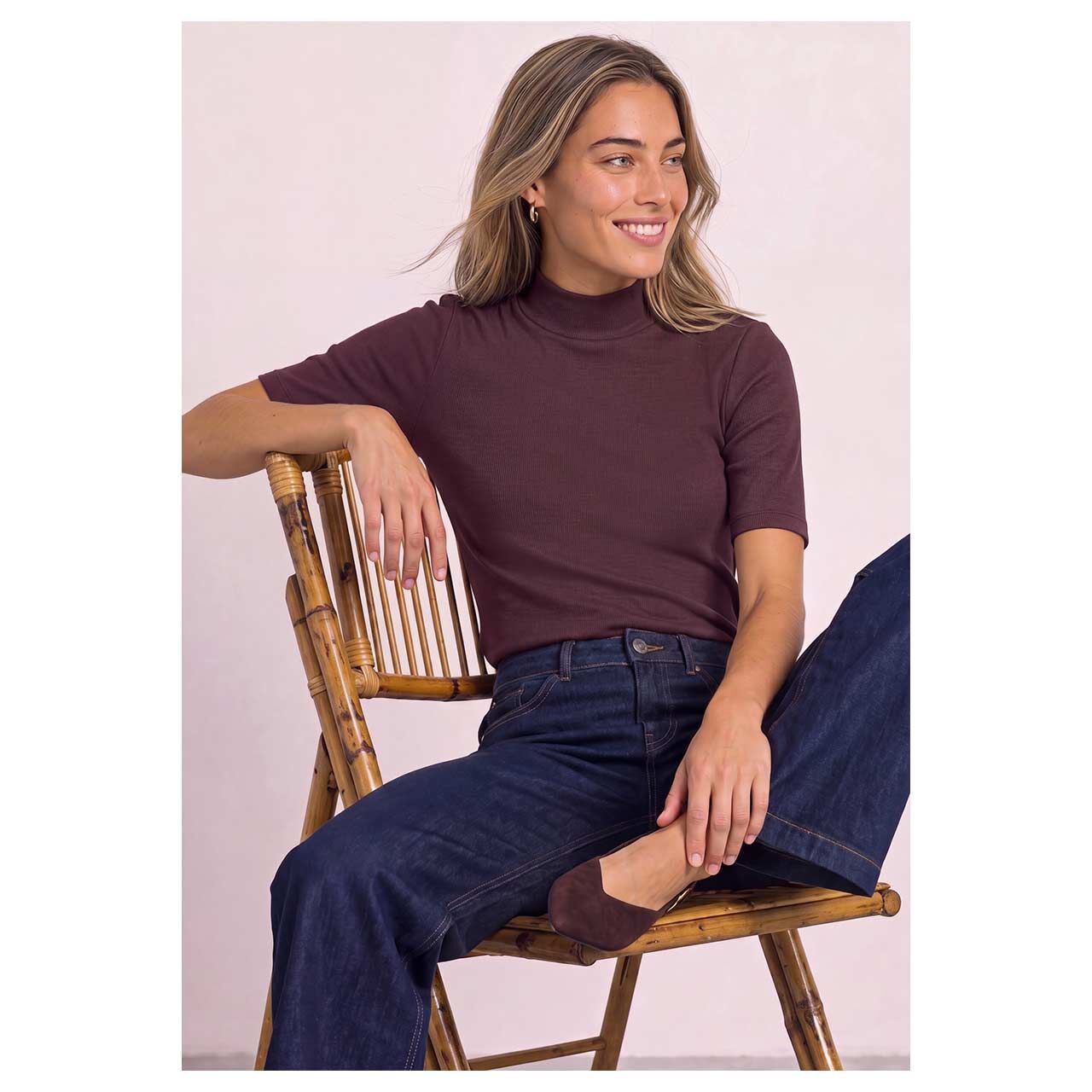 Damen T-Shirt Rib Turtle Neck von Street One in Lila, Vorderansicht am Model gestylt