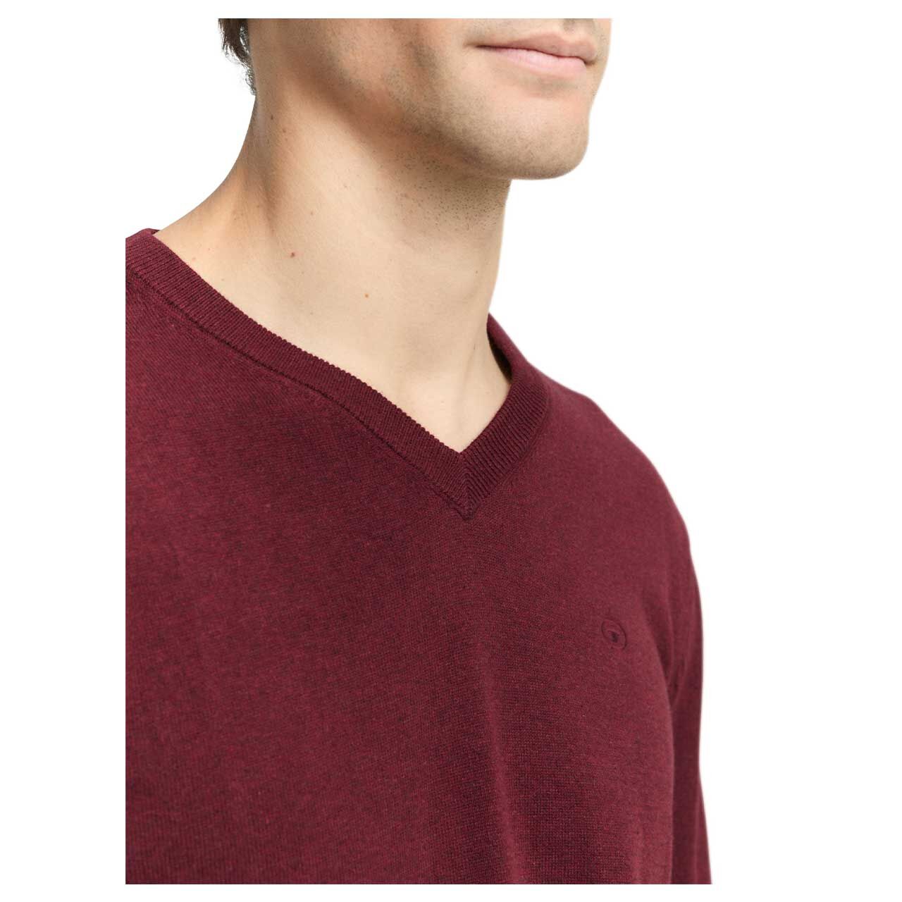 Herren Pullover Basic V-neck Knit von Tom Tailor in Weinrot meliert, Detailansicht am Model
