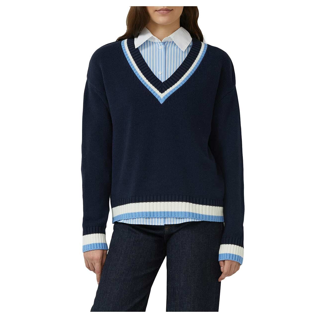 s.Oliver Damen Pullover in Dunkelblau, Vorderansicht am Model