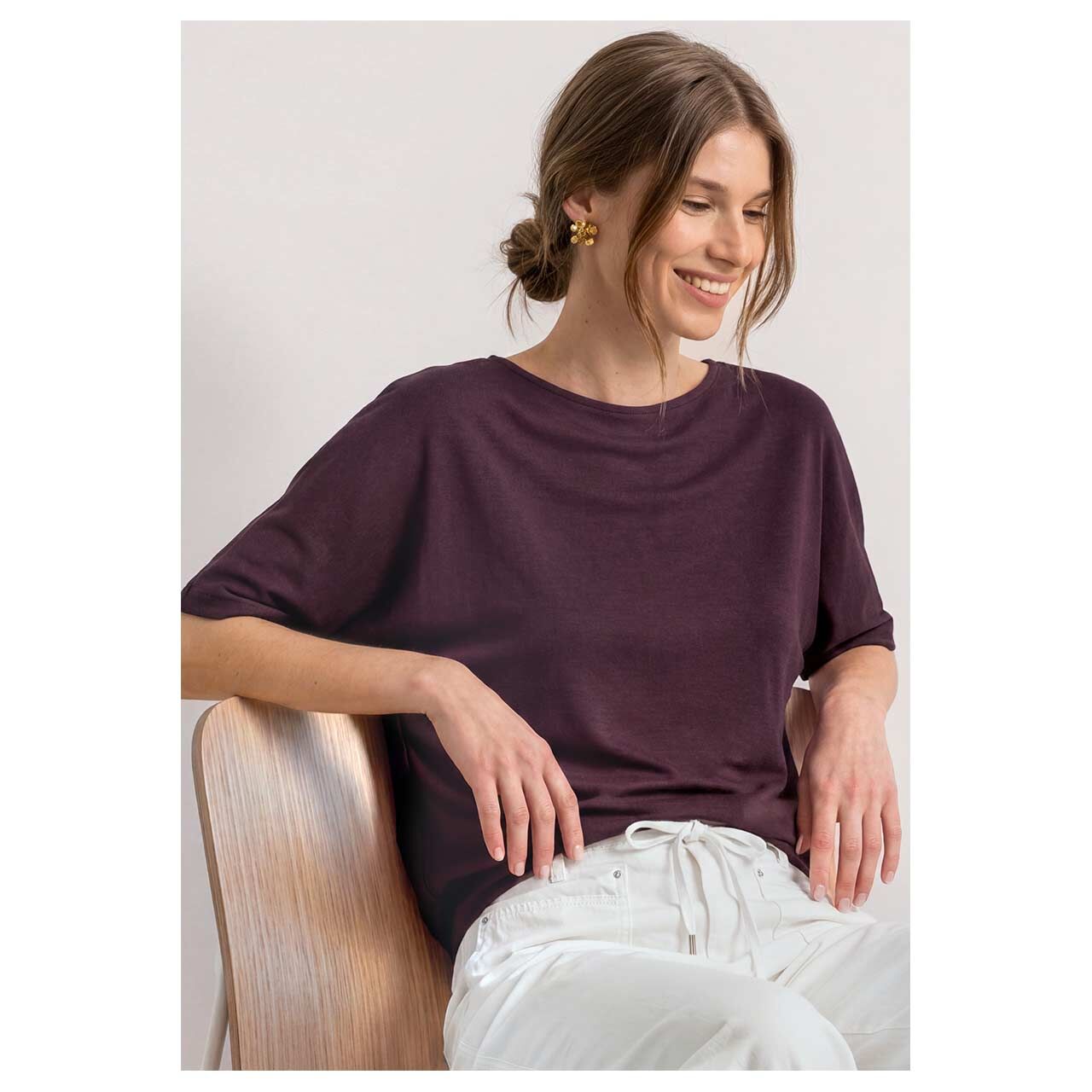 Damen T-Shirt Basic Bottom Cuff von Street One in Lila, Vorderansicht am Model