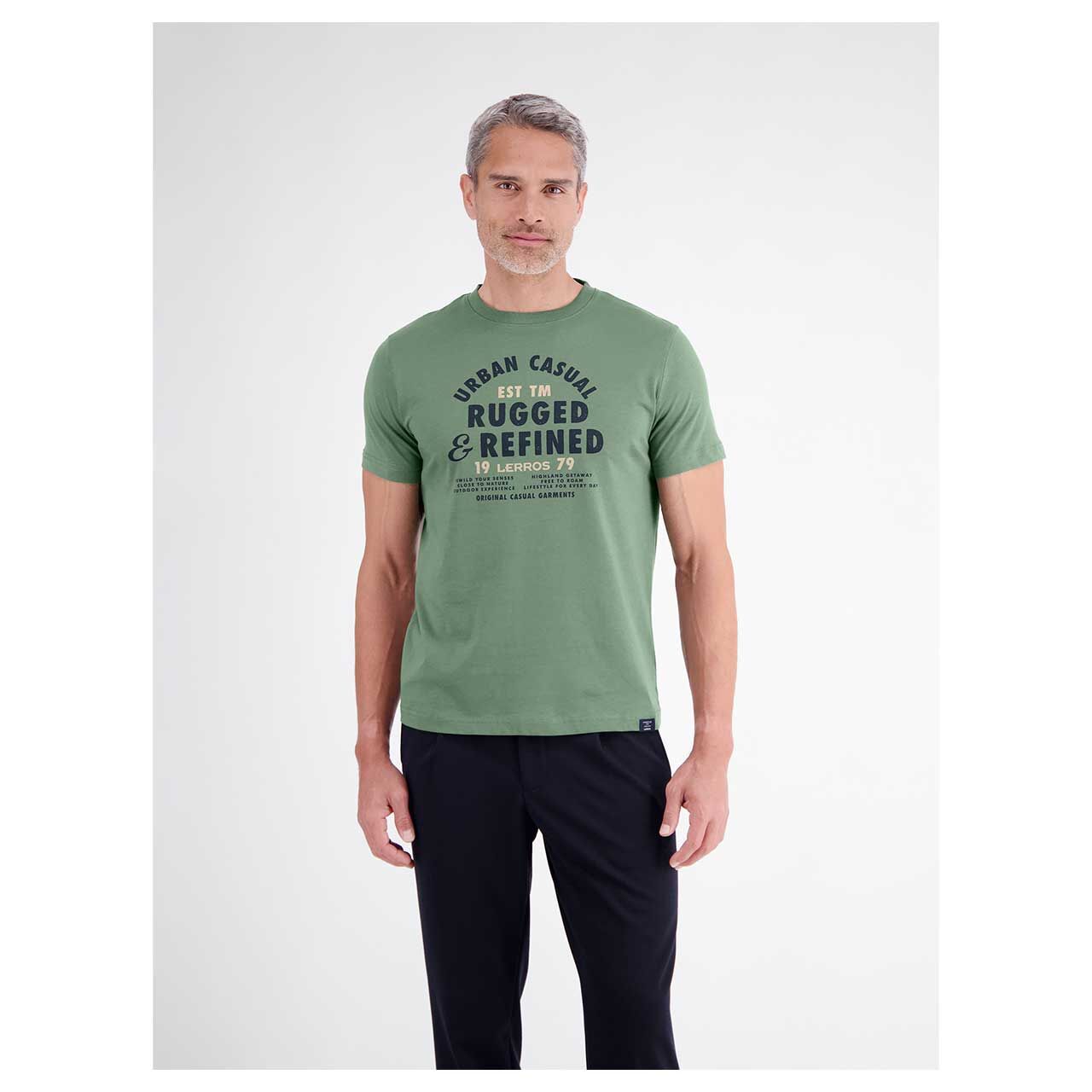 Herren T-Shirt von Lerros in Dunkelgrün mit Print, Vorderansicht am Model