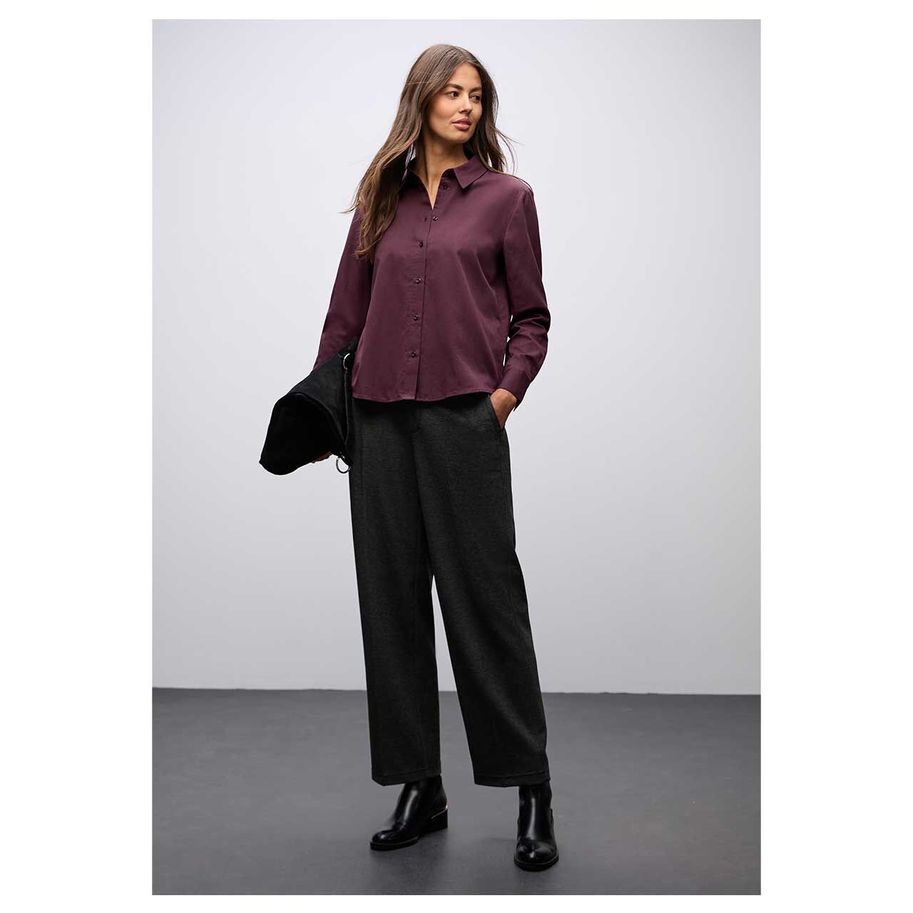 Damen Langarm Bluse Buttoned Shirtcollar von Street One in Lila, Ganzkörperansicht