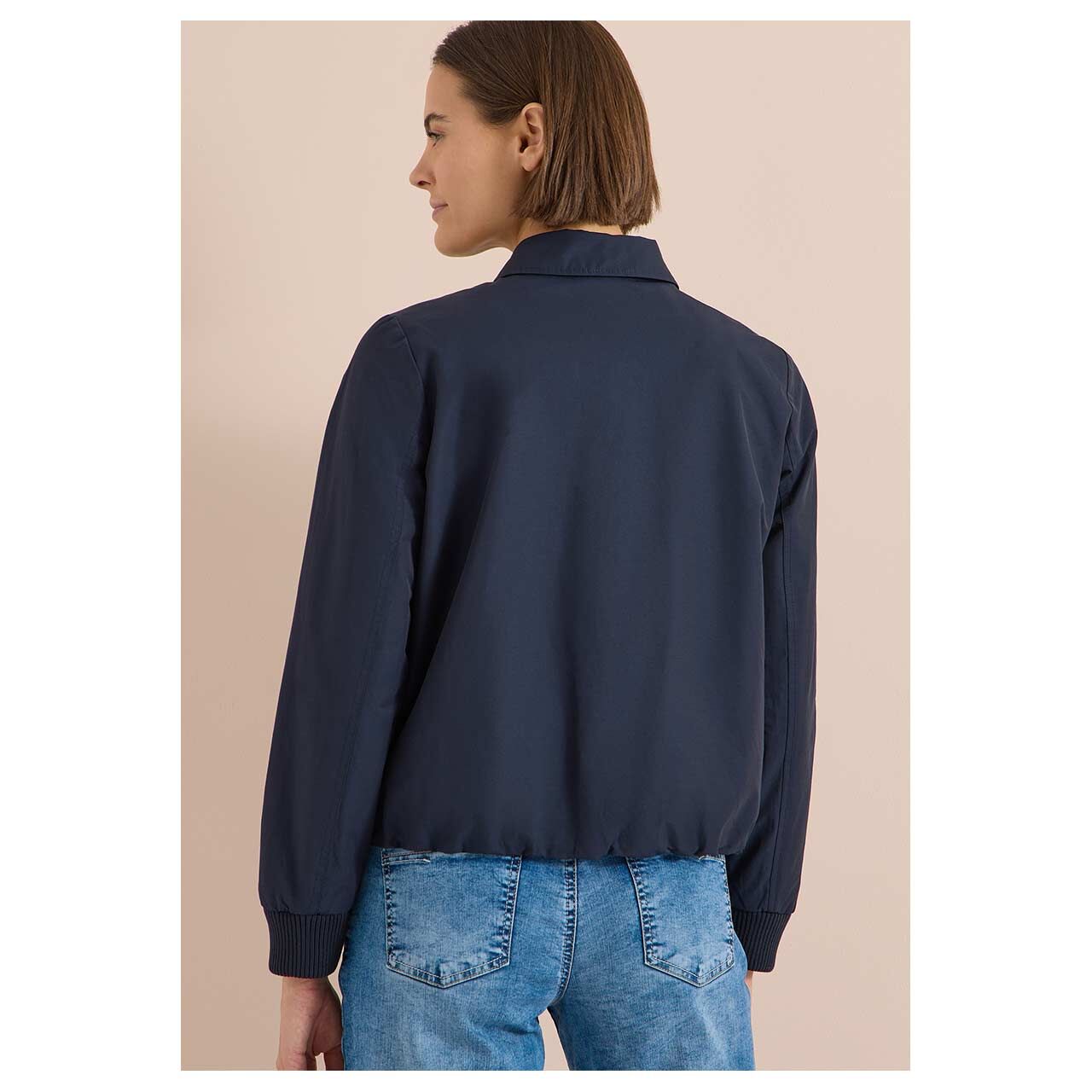 Damen Jacke Blouson Collar von Cecil in Dunkelblau, Rückansicht am Model