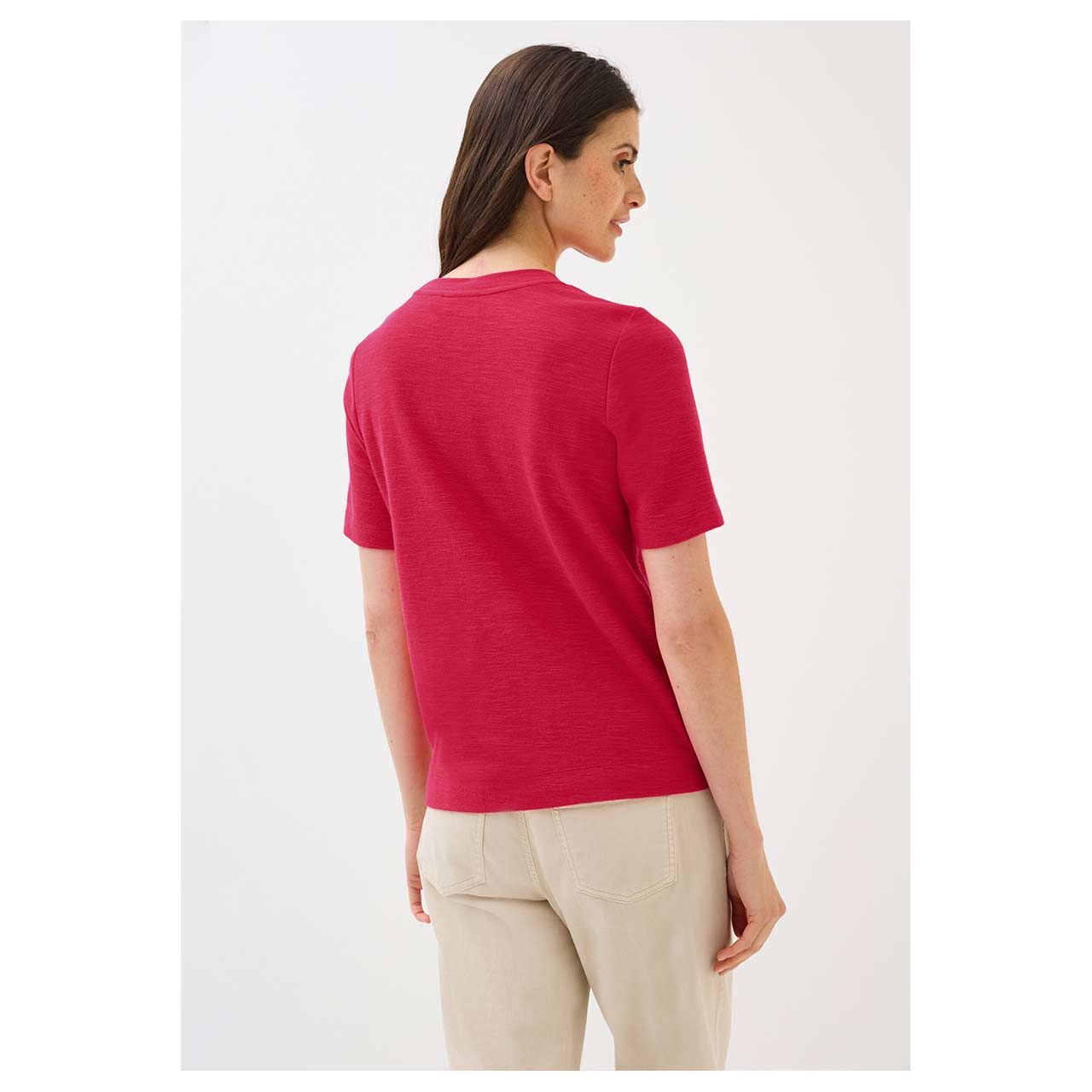 Damen T-Shirt Bouclé Slub Button von Cecil in Rot mit der Farbnummer 16759, Rückansicht mit Model