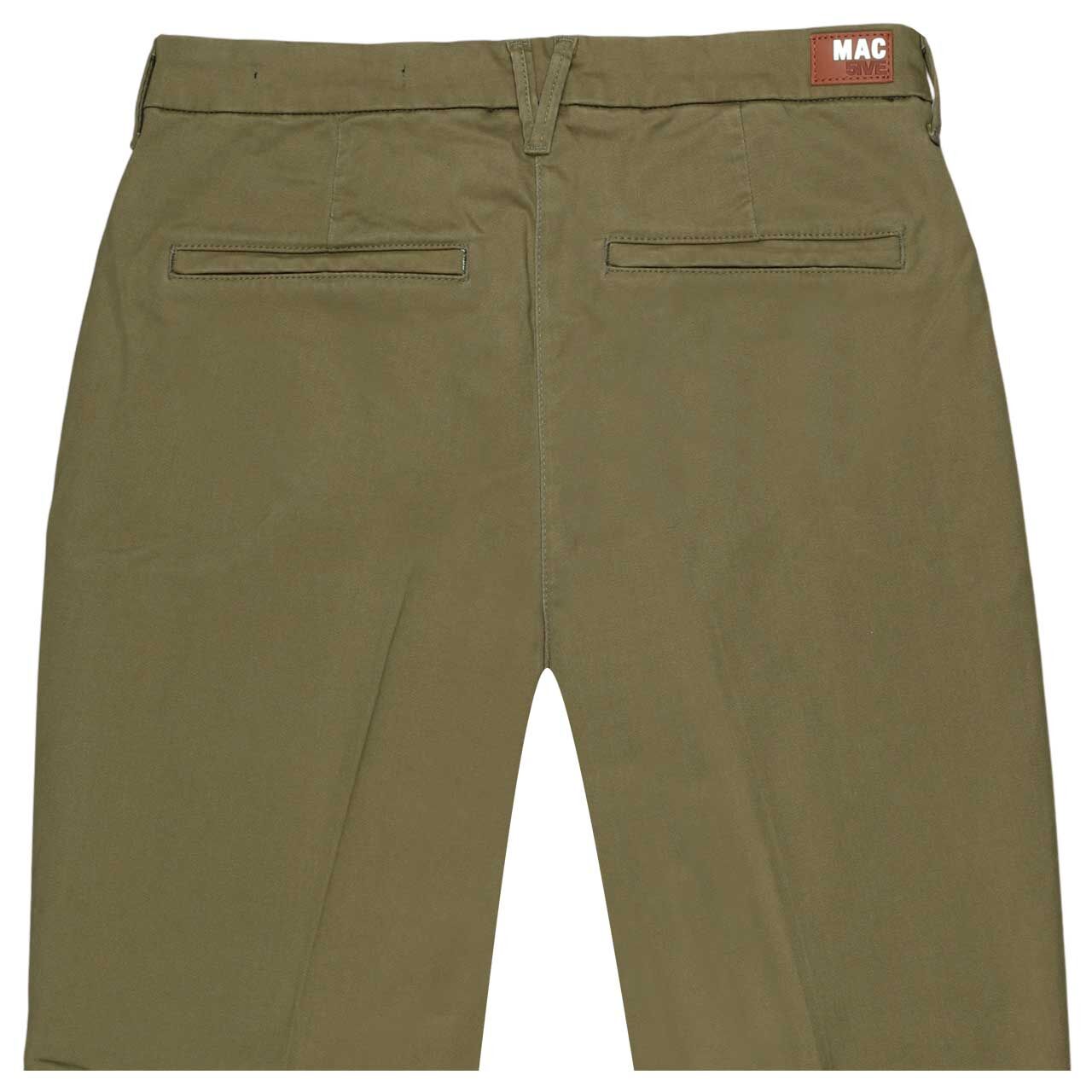 Damenhose Chino von MAC in Olivgrün, detaillierte Rückansicht