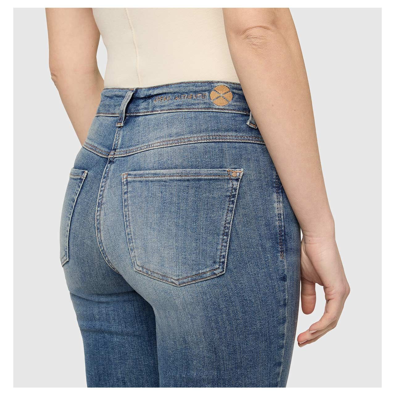 MAC Dream Boot Jeans authentic blue wash