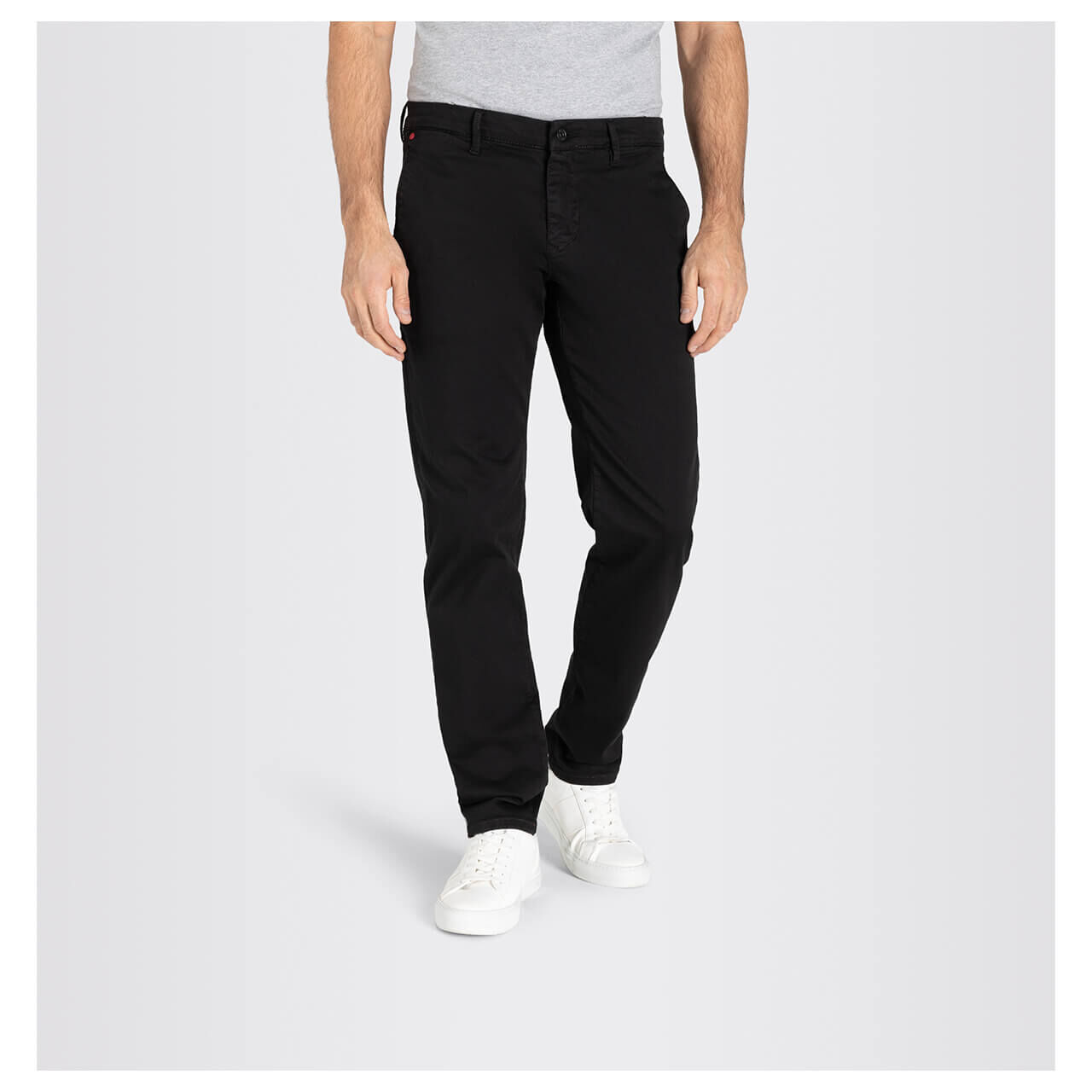 Herren Chino Baumwollhose Flexx Driver Pants von MAC in Schwarz, Vorderansicht