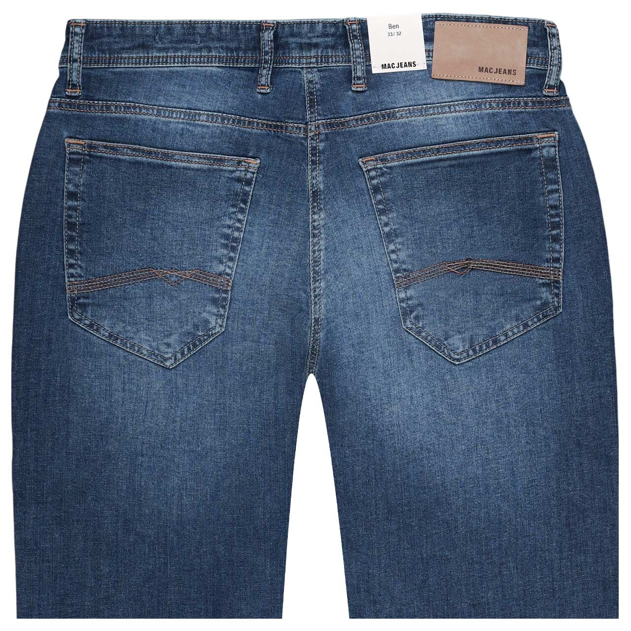 Stretch Herrenjeans Ben von MAC in Dunkelblau verwaschen, detaillierte Rückansicht