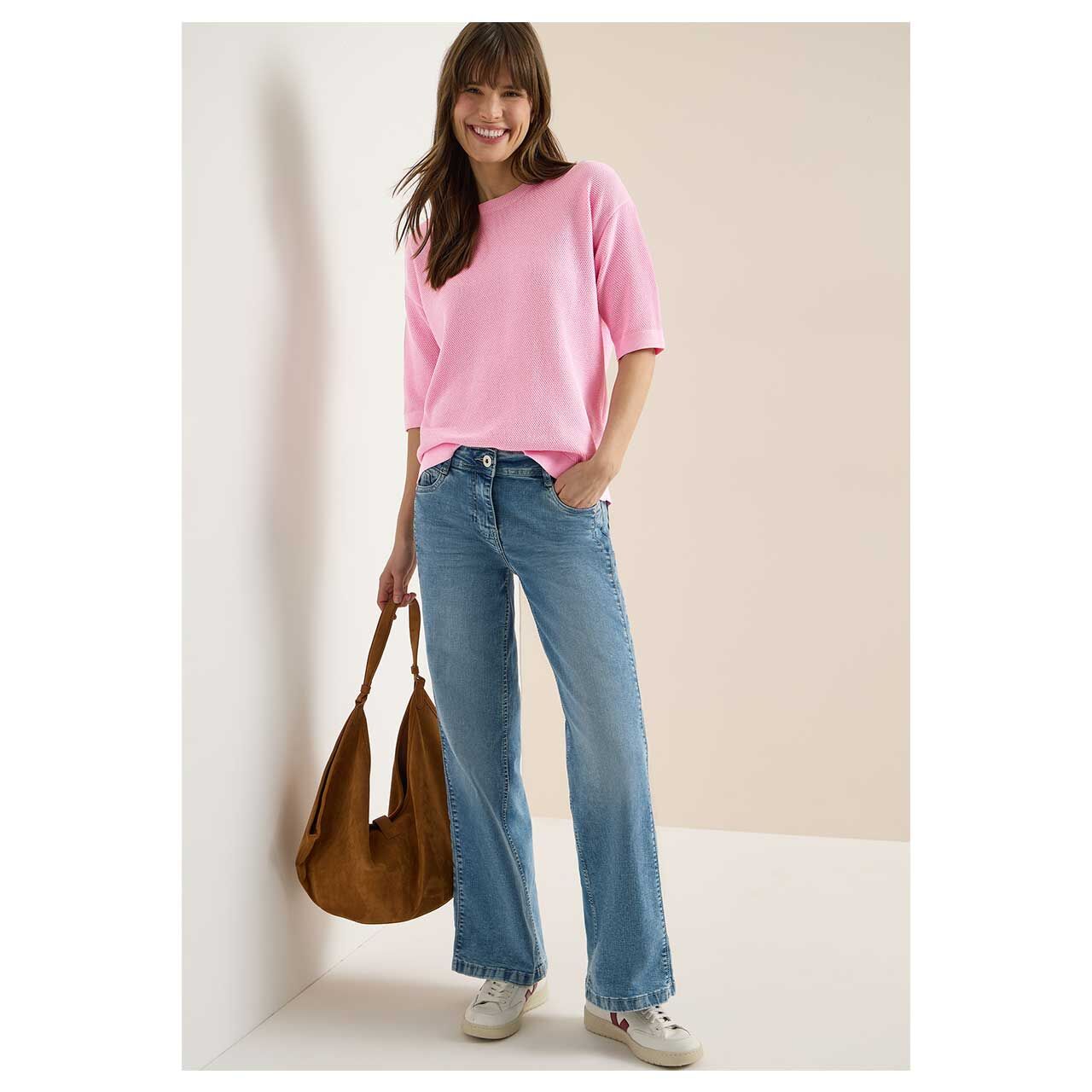 Damen Kurzarm Pullover Structured Short Sleeve von Cecil in Rosa, Ganzkörperansicht am Model