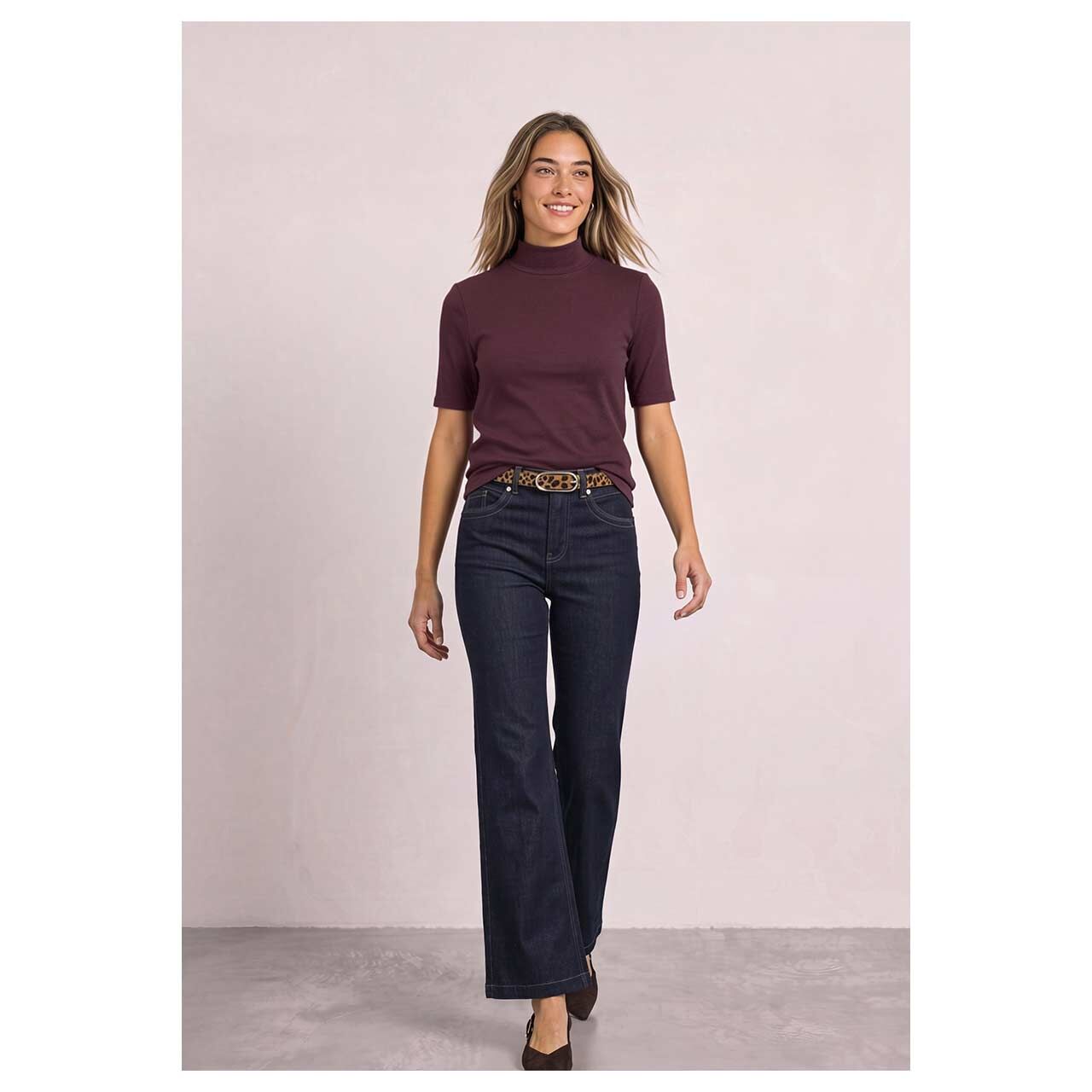 Damen T-Shirt Rib Turtle Neck von Street One in Lila, Ganzkörperansicht am Model