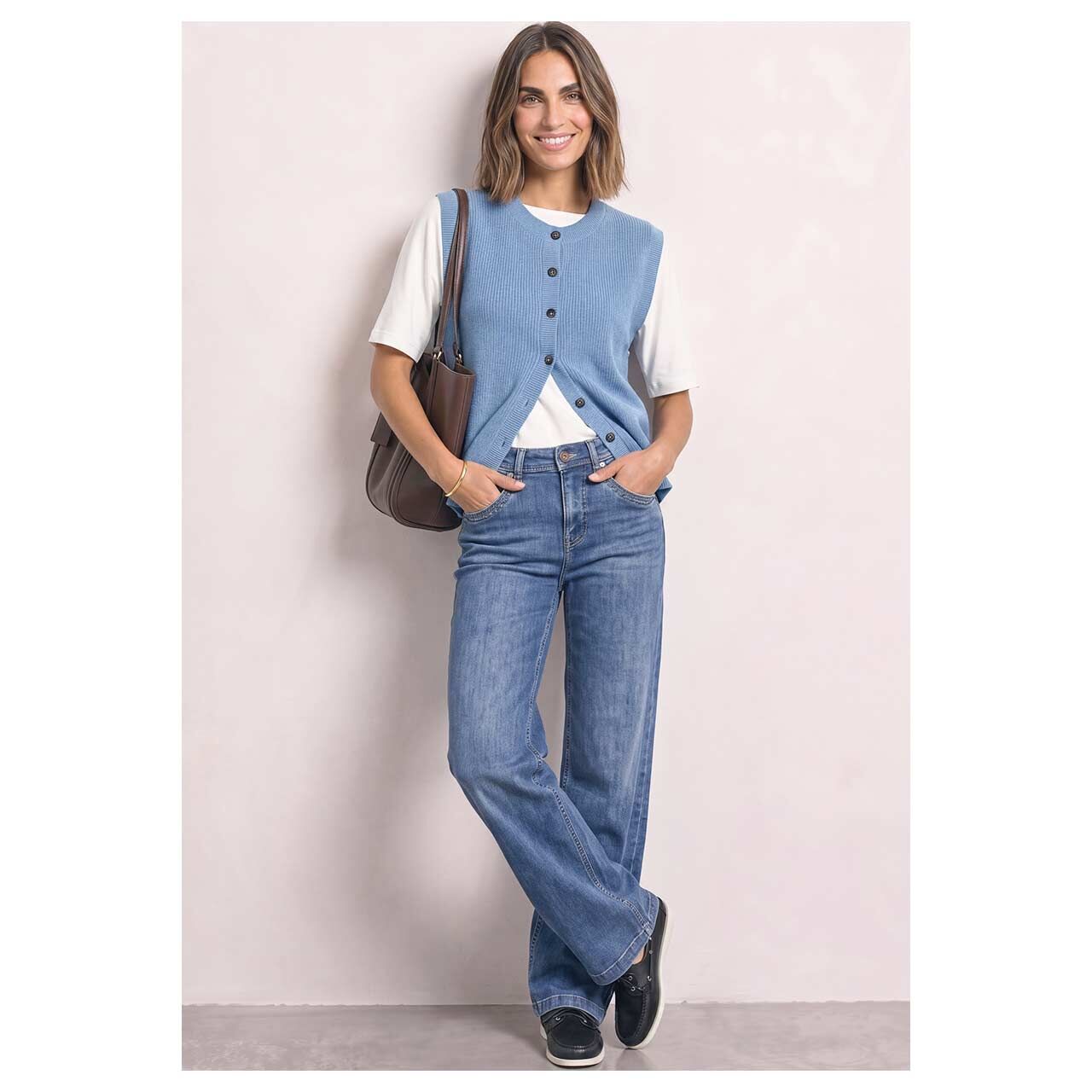 Damen Strickweste Sleeveless Cardigan von Street One in Hellblau meliert, Ganzkörperansicht am Model