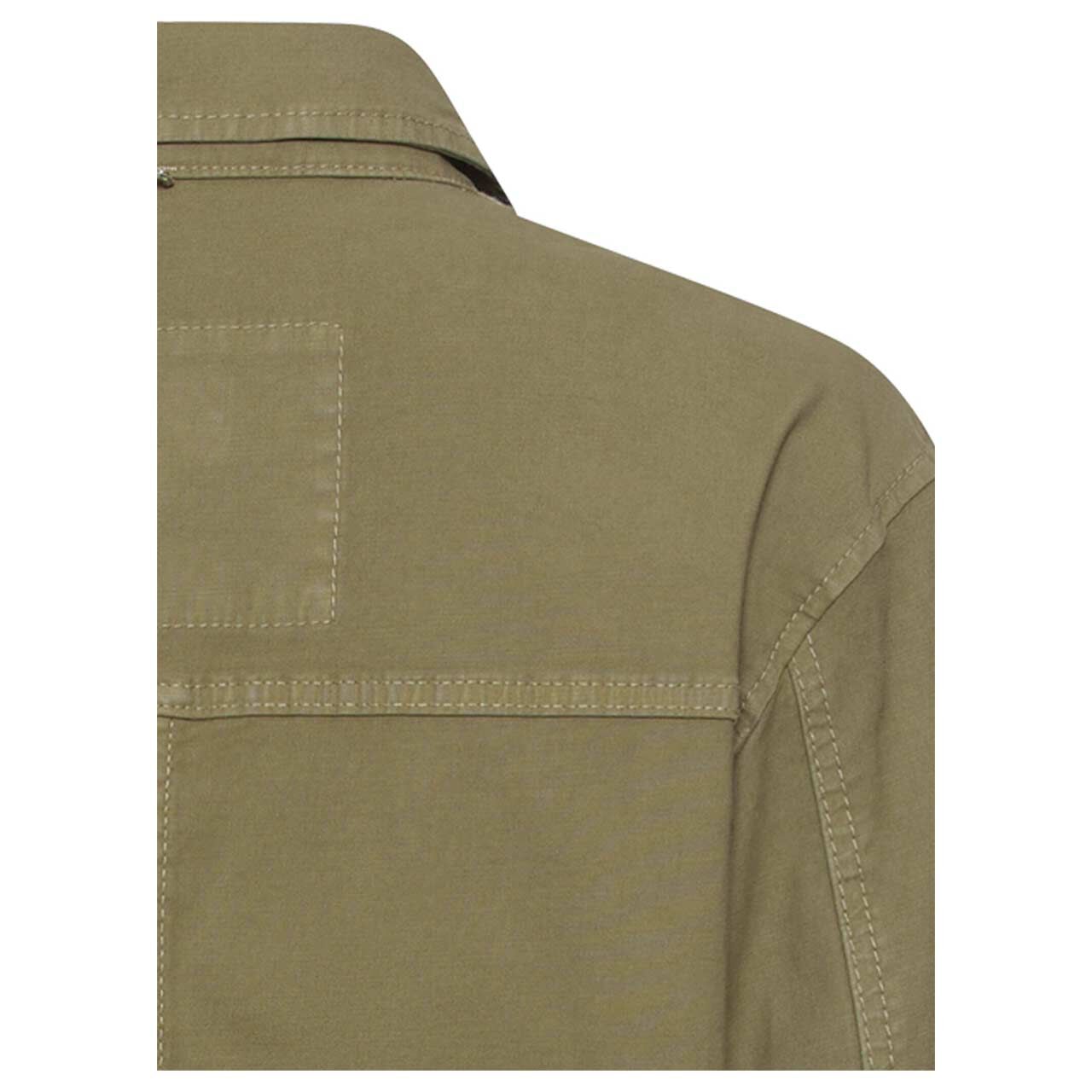 Damenjacke von Camel active in der Farbe Olivgrün, detaillierte Rückansicht