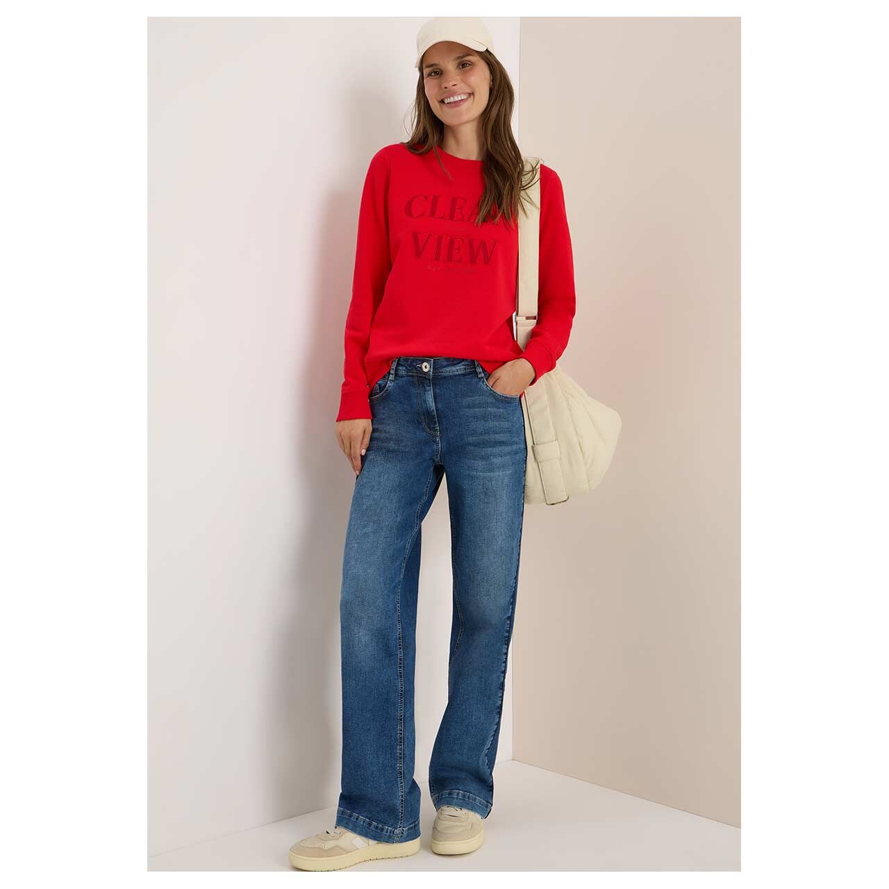 Cecil Damen Sweatshirt in Rot mit Print, Ganzkörperansicht Model