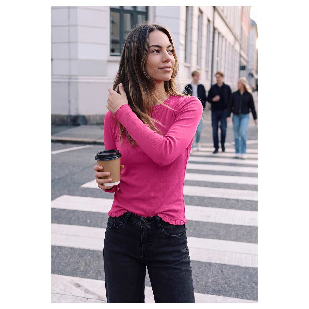 Damen Langarm Shirt Basic Rib Frill von Street One Studio in Pink, Detailansicht Model vorne