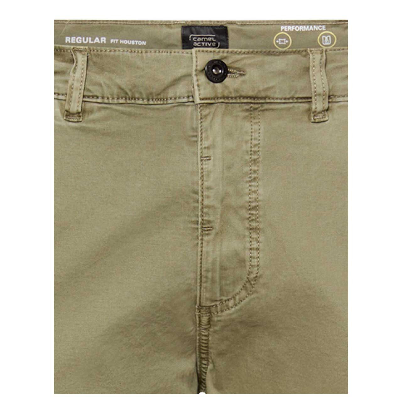 Herren Baumwollhose Houston von Camel active in Olivgrün, detaillierte Vorderansicht