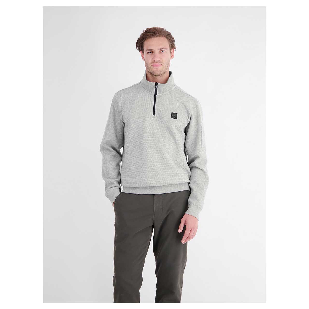 Herren Sweatshirt Troyer von Lerros in Hellgrau meliert, Vorderansicht am Model