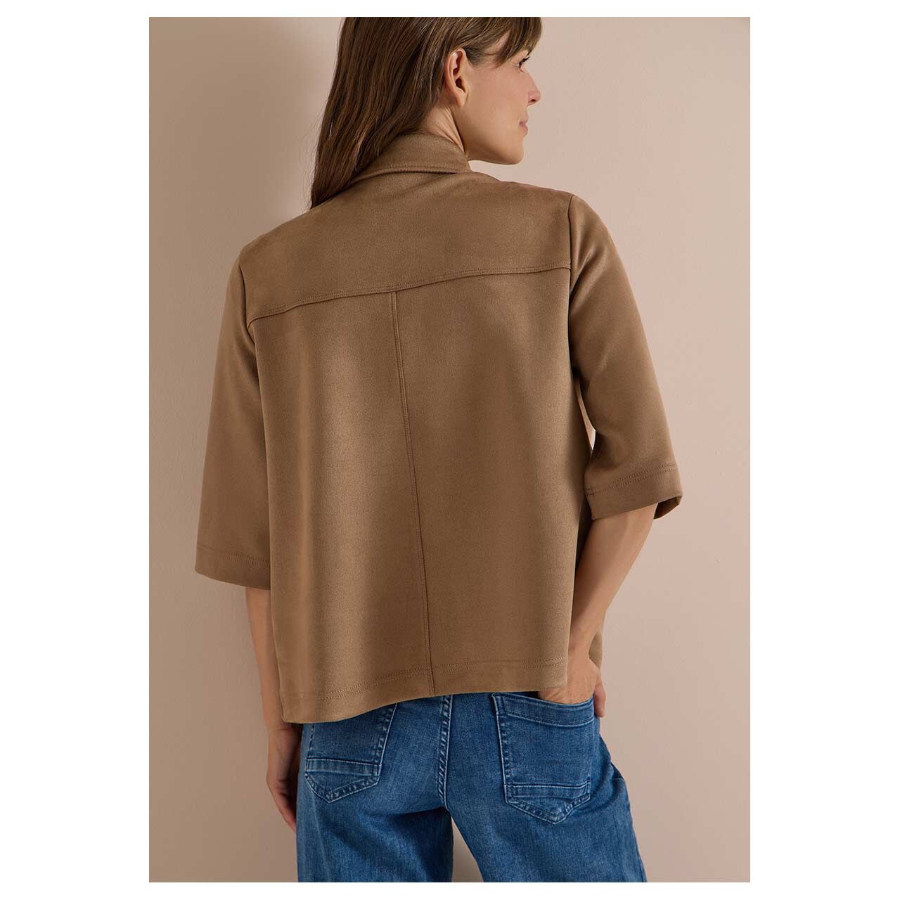 Damen Kurzarm Velours Bluse Sportive von Cecil in Braun, Rückansicht am Model