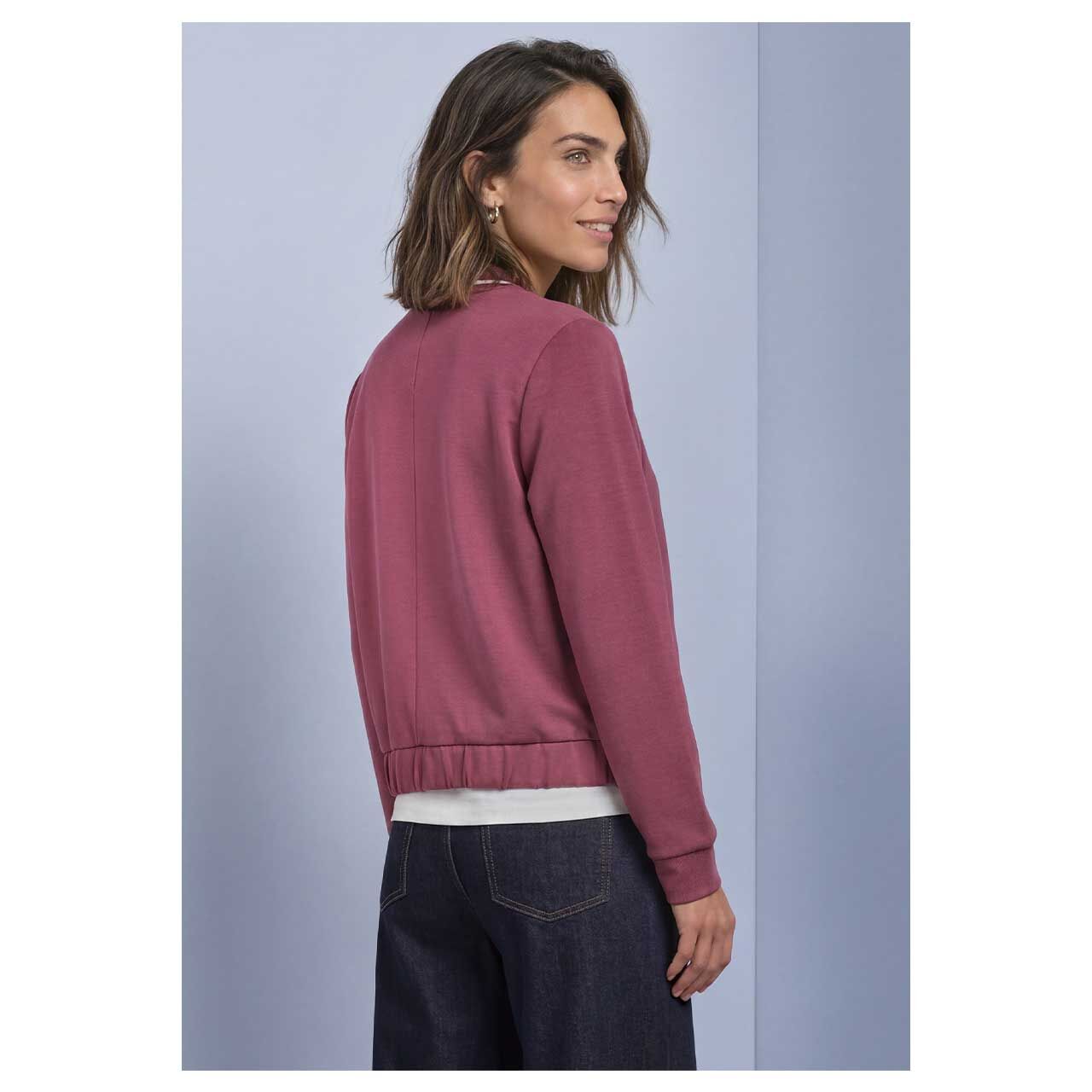 Street One Damen Jacke Silk Look Jacket in Altrosa, Rückansicht am Model