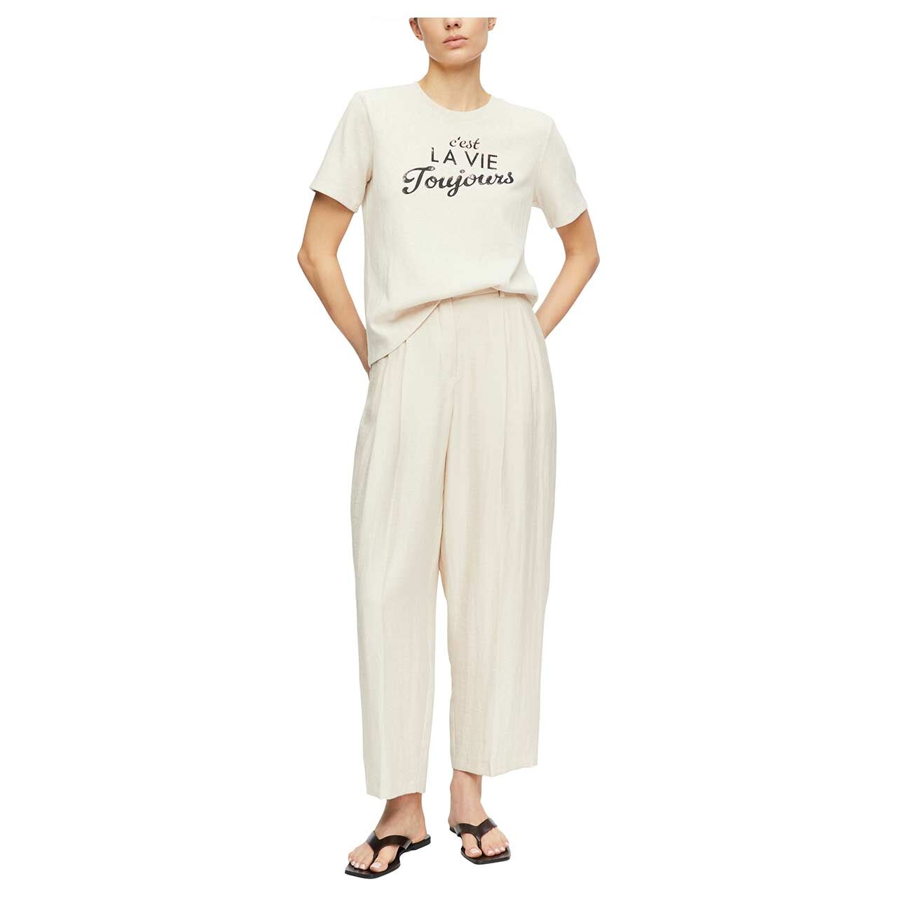 Damen T-Shirt von Comma in Beige mit Print, Ganzkörperansicht Model