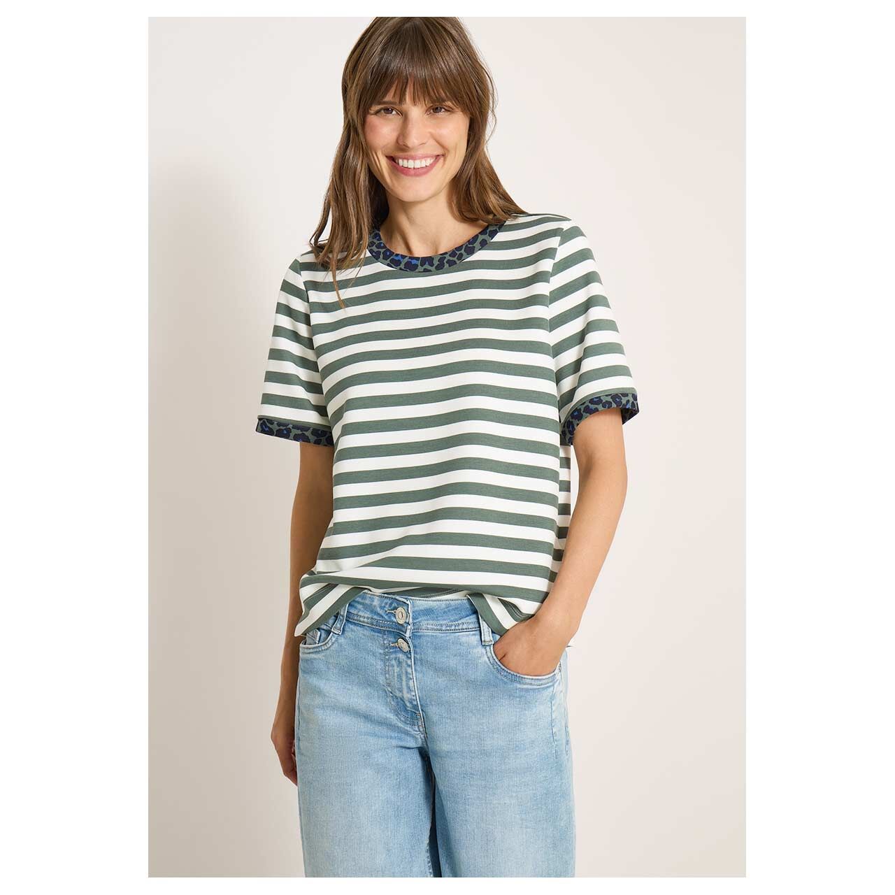 Damen T-Shirt Striped Soft Modal von Cecil in Olivgrün gestreift, Vorderansicht am Model