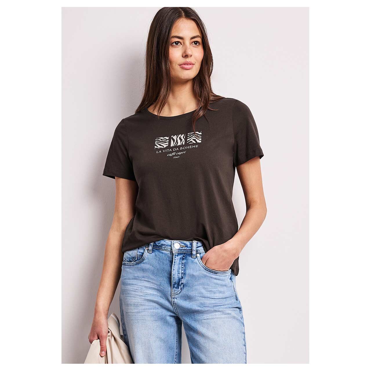 Damen T-Shirt Basic Pearl Print von Street One in Dunkelbraun mit Print, Vorderansicht am Model