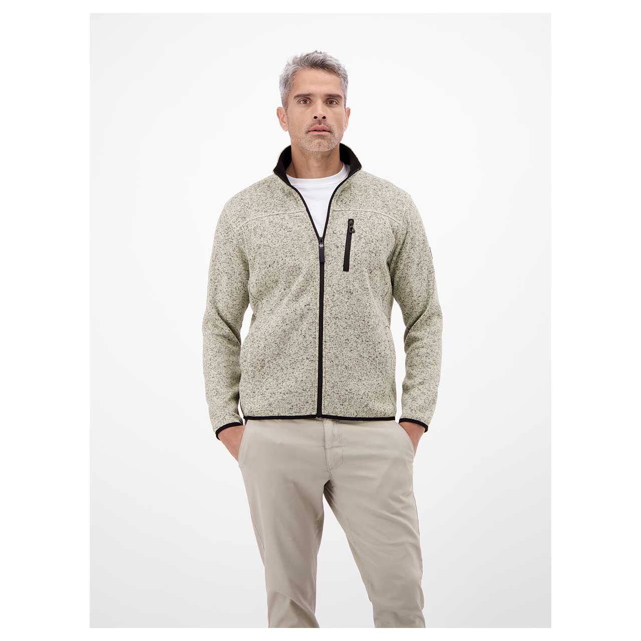 Herren Sweatjacke von Lerros in Cremeweiß meliert, Vorderansicht am Model