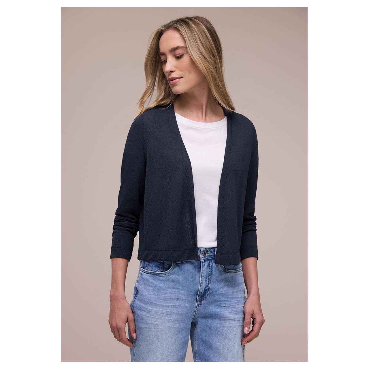 Damen Strickjacke Nette Knit Look von Street One in Dunkelblau, Vorderansicht am Model