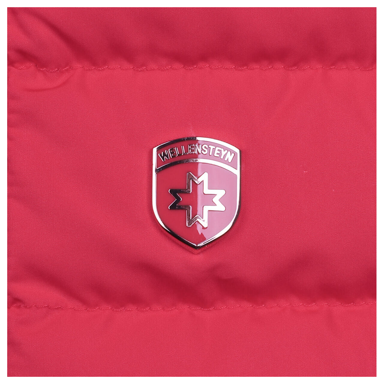 Damen Weste Italy Vest Hood von Wellensteyn in Korallenrot, detaillierte Logoansicht