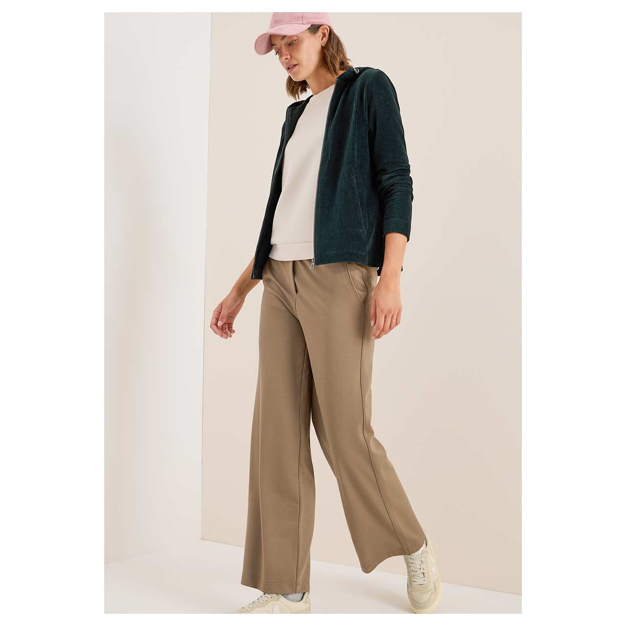 Damen Hoodie Sweatjacke Cord Jacket von Cecil in Dunkelgrün, Ganzkörperansicht