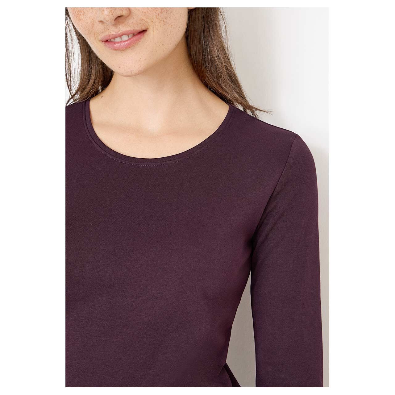 Damen Langarm Shirt Pia von Cecil in Lila, detaillierte Vorderansicht am Model