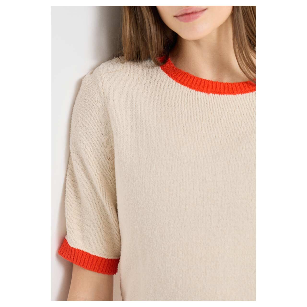 Damen Kurzarm Pullover Bouclé Short Sleeve von Cecil in Orange-Rot, detaillierte Vorderansicht am Model