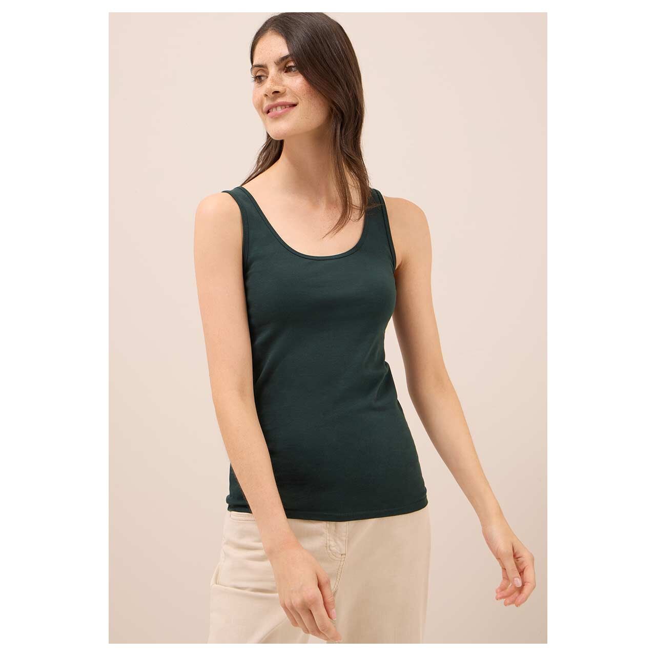 Damen Top Linda von Cecil in Dunkelgrün, Vorderansicht am Model