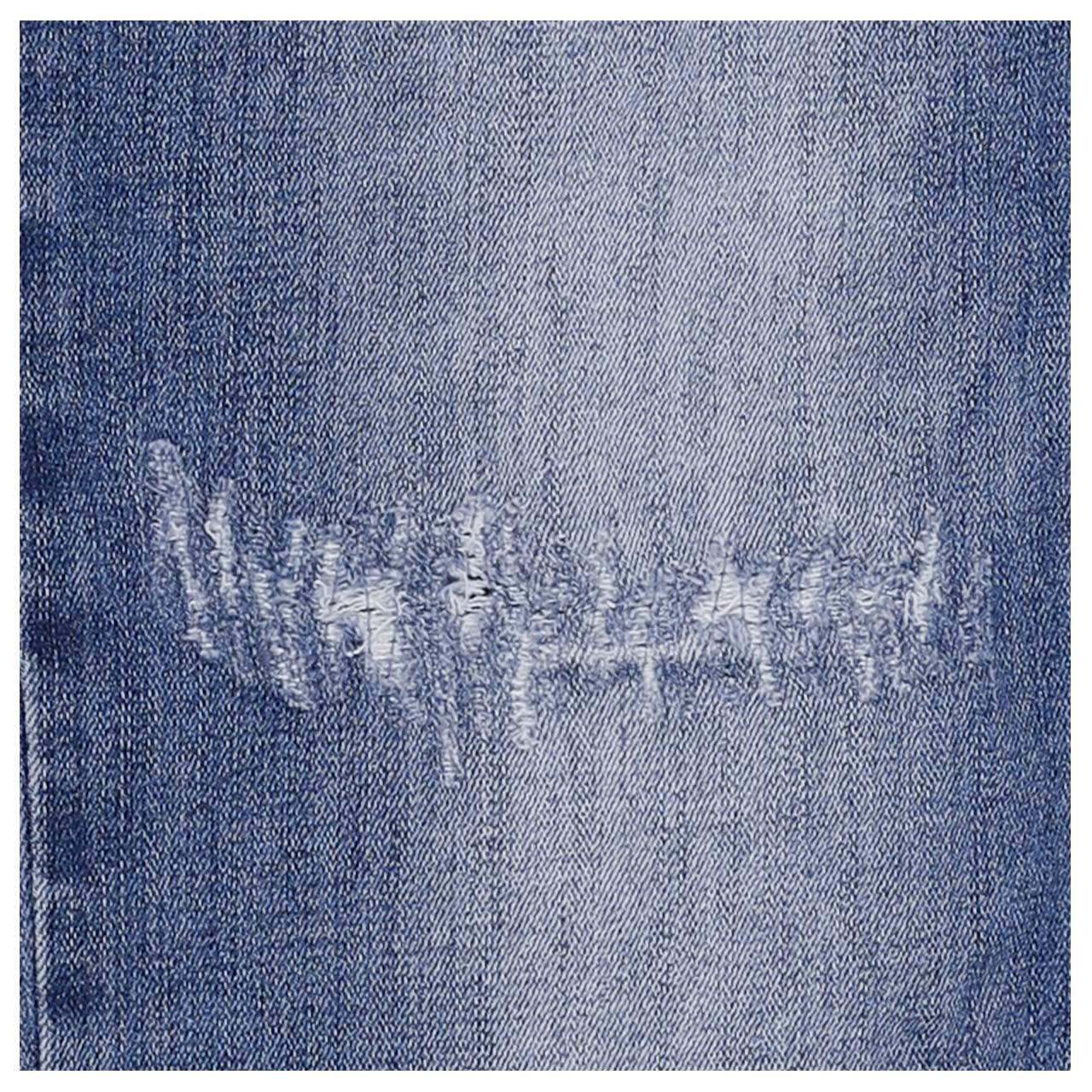Damenjeans California Sunrise von Senoritas ICON in Blau verwaschen mit Destroyed-Effekten, Detailansicht Destroyed-Effekte