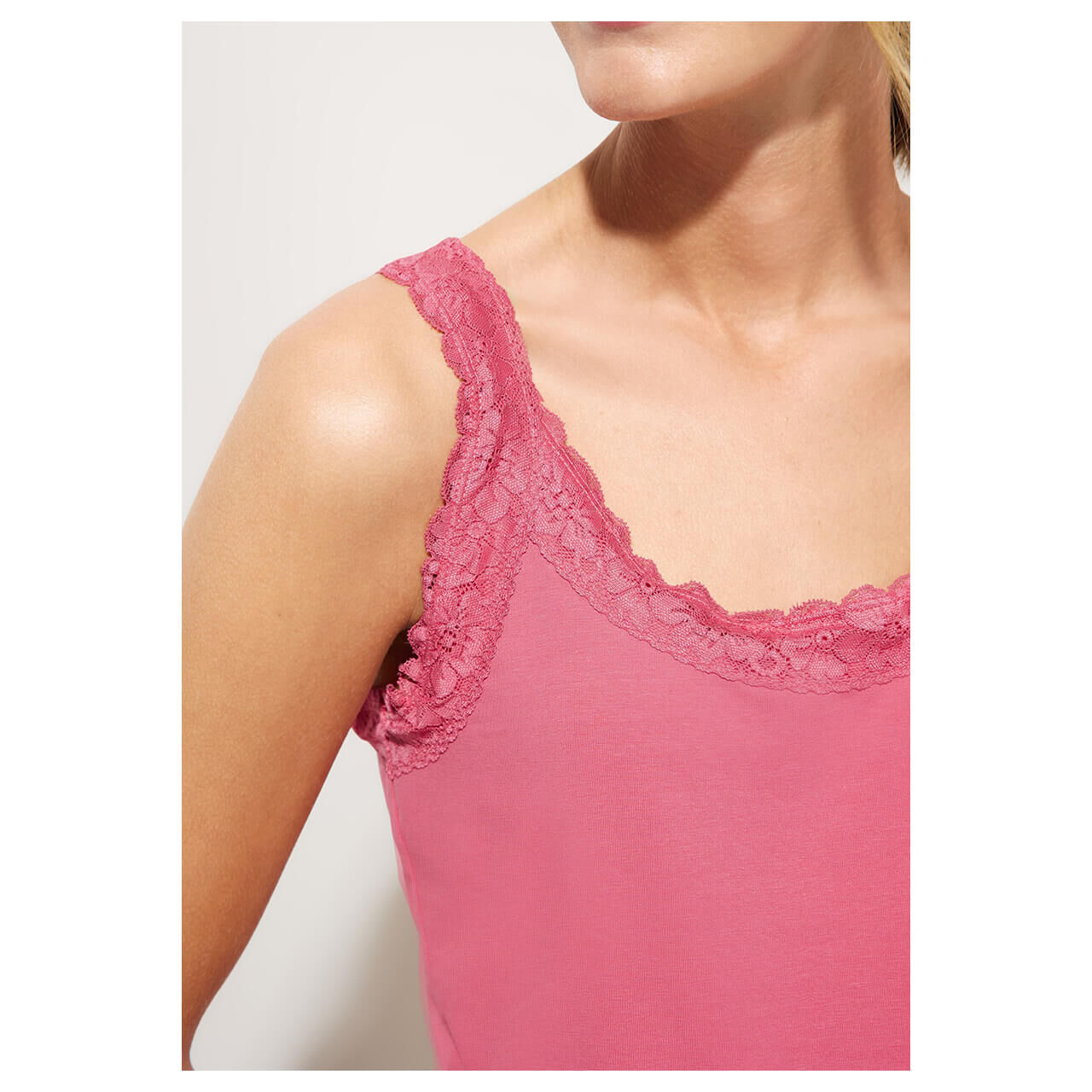 Street One Top with lace legend rose