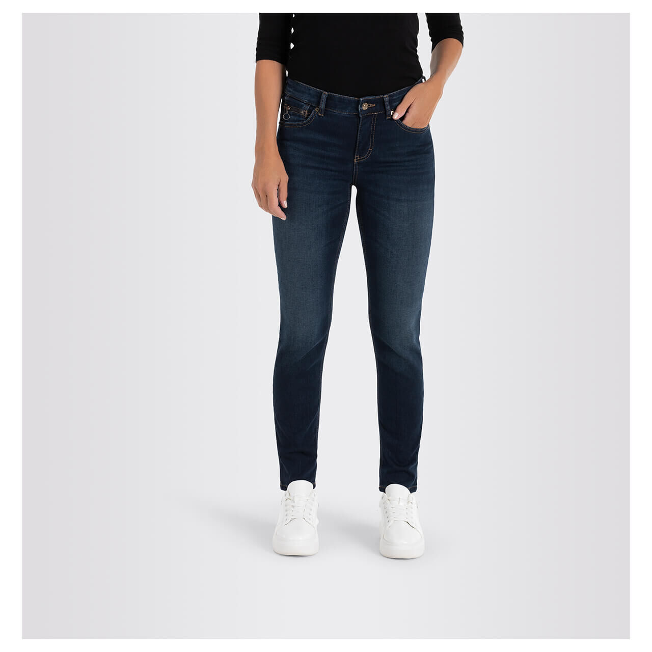 MAC Slim Jeans light used dark blue thermo denim MAC Slim Jeans light used dark blue thermo denim