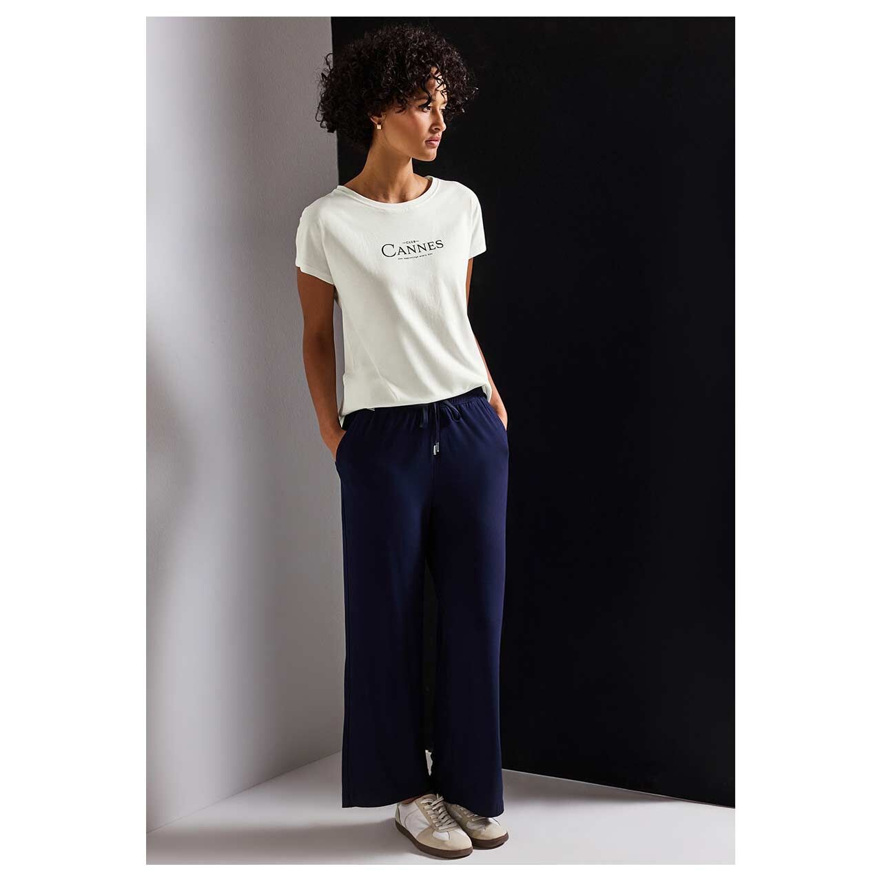 Damen T-Shirt Basic Foil Print von Street One in Cremeweiß mit Print, Ganzkörperansicht
