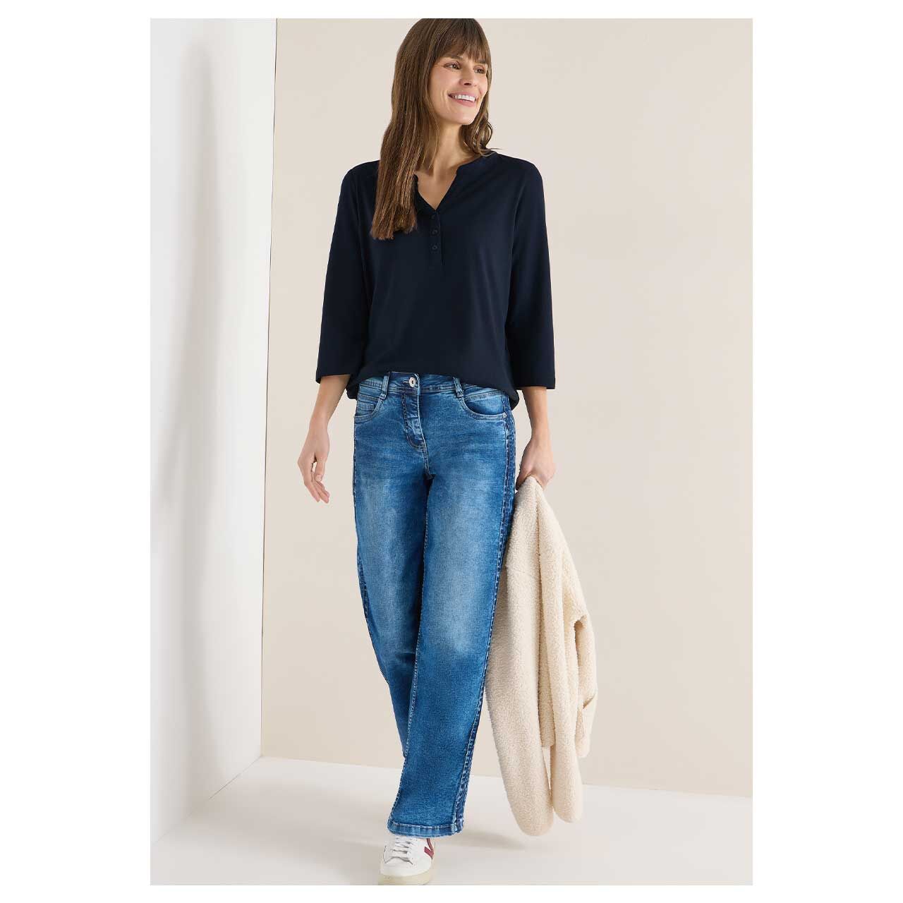 Damen 3/4 Arm Shirt Solid Button Tunic von Cecil in Dunkelblau, Ganzkörperansicht am Model