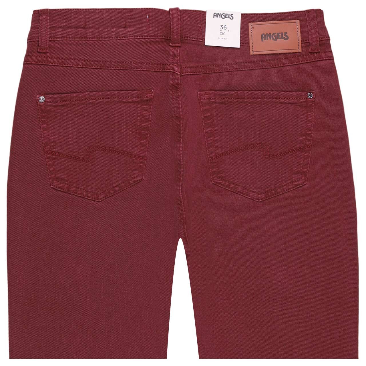 Damenjeans Cici von Angels in Bordeauxrot, detaillierte Rückansicht