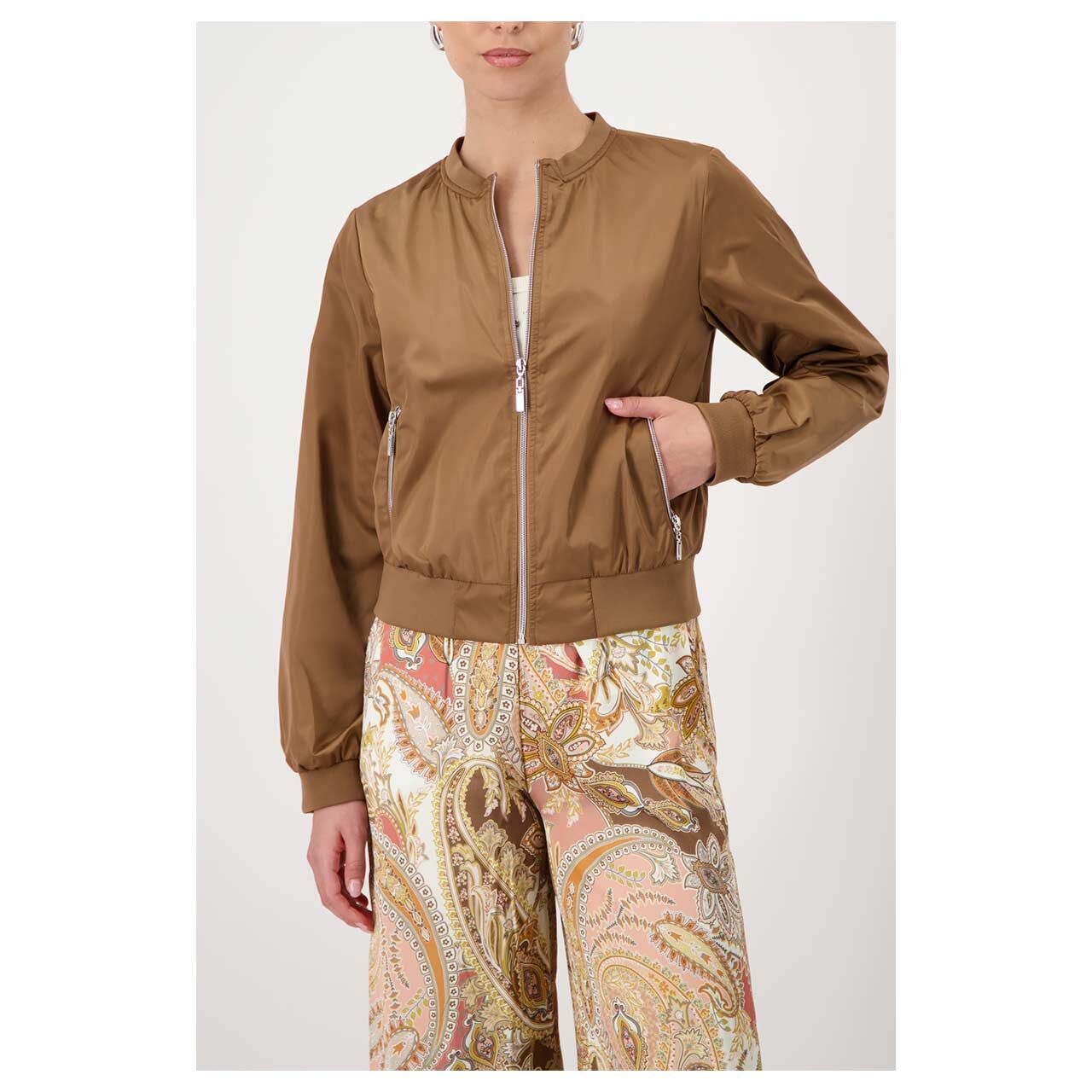 Damen Jacke von Monari in Braun, Vorderansicht am Model
