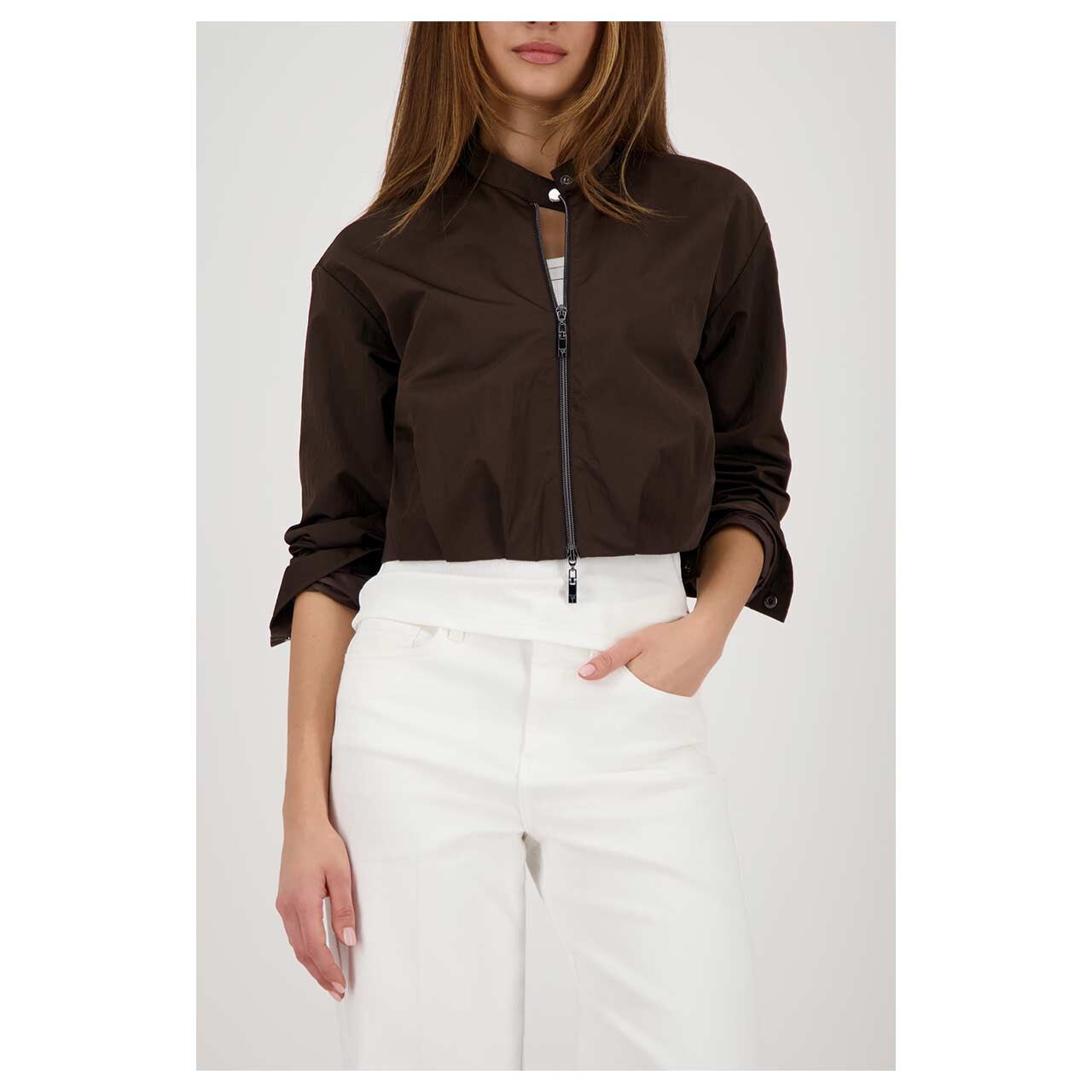 Damen Jacke von Monari in Dunkelbraun, Vorderansicht am Model