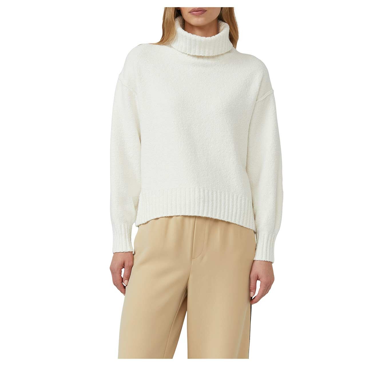 s.Oliver Damen Rollkragen Pullover in Cremeweiß, Vorderansicht am Model