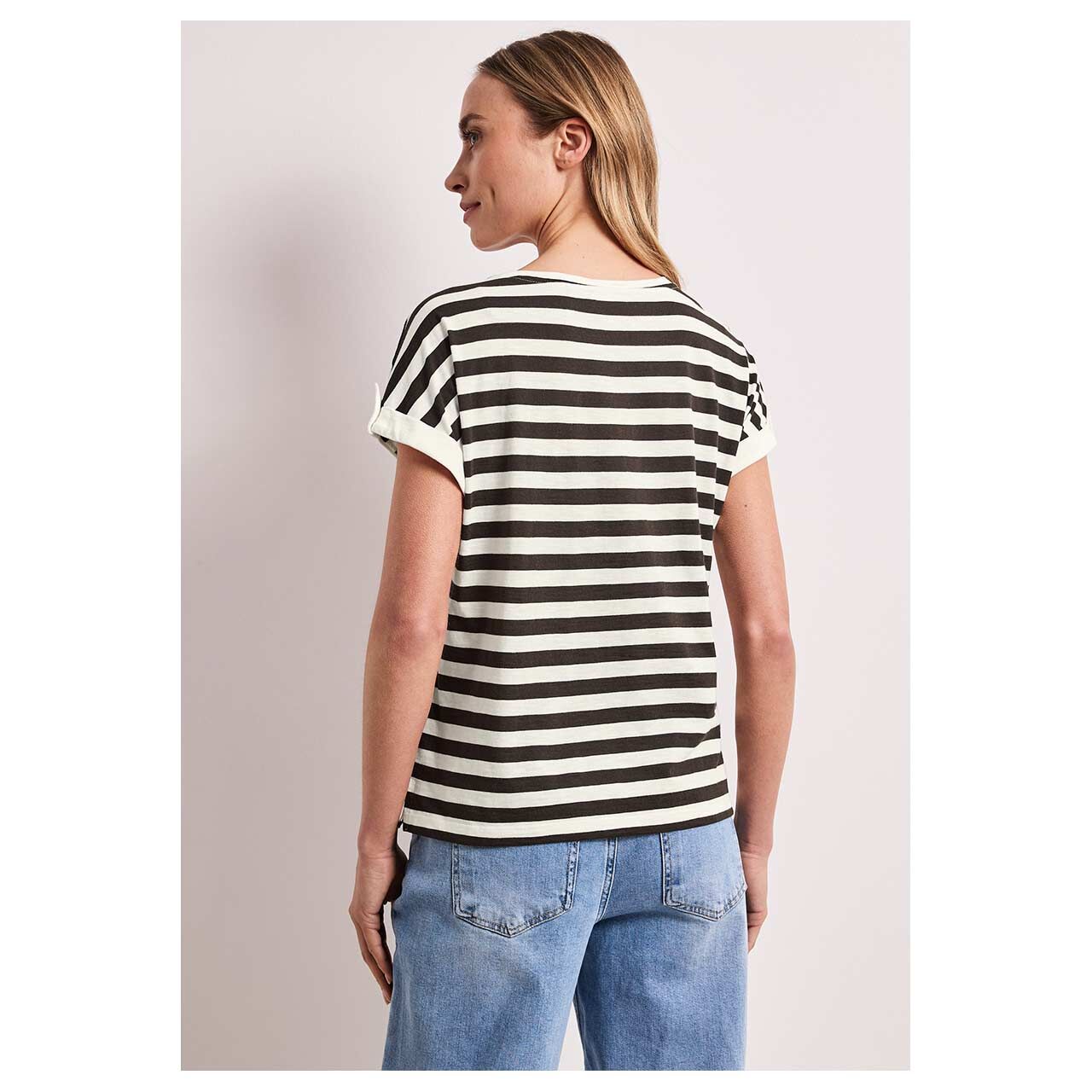 Damen T-Shirt Basic Deco Buttons von Street One in Dunkelbraun gestreift, Rückansicht am Model