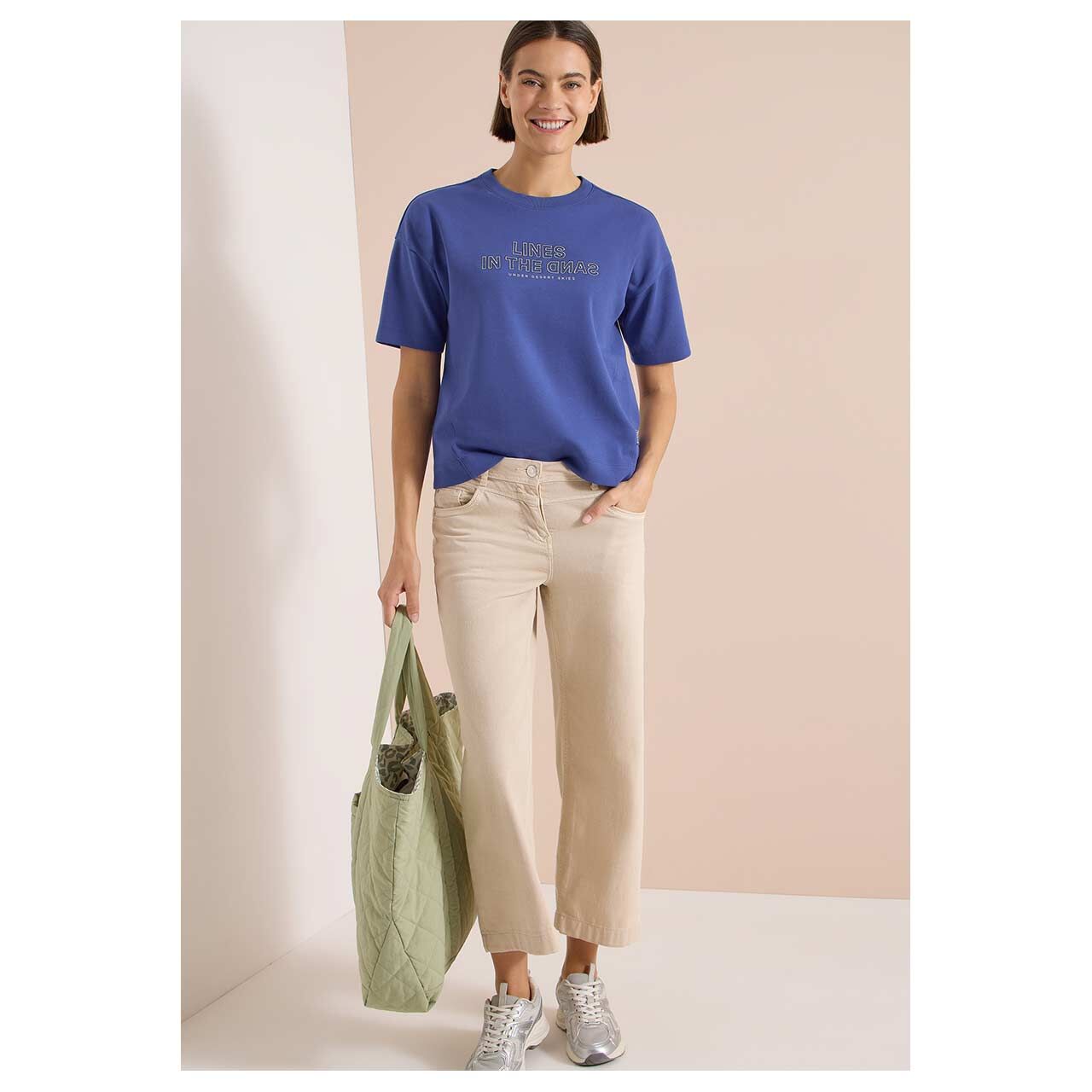 Damen Kurzarm Sweatshirt Embroidery von Cecil in Blau mit Print, Ganzkörperansicht am Model