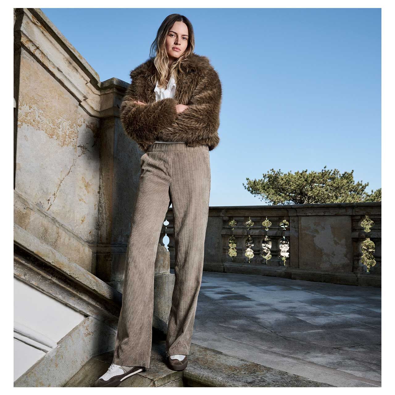 MAC Chiara Cordhose oxide brown