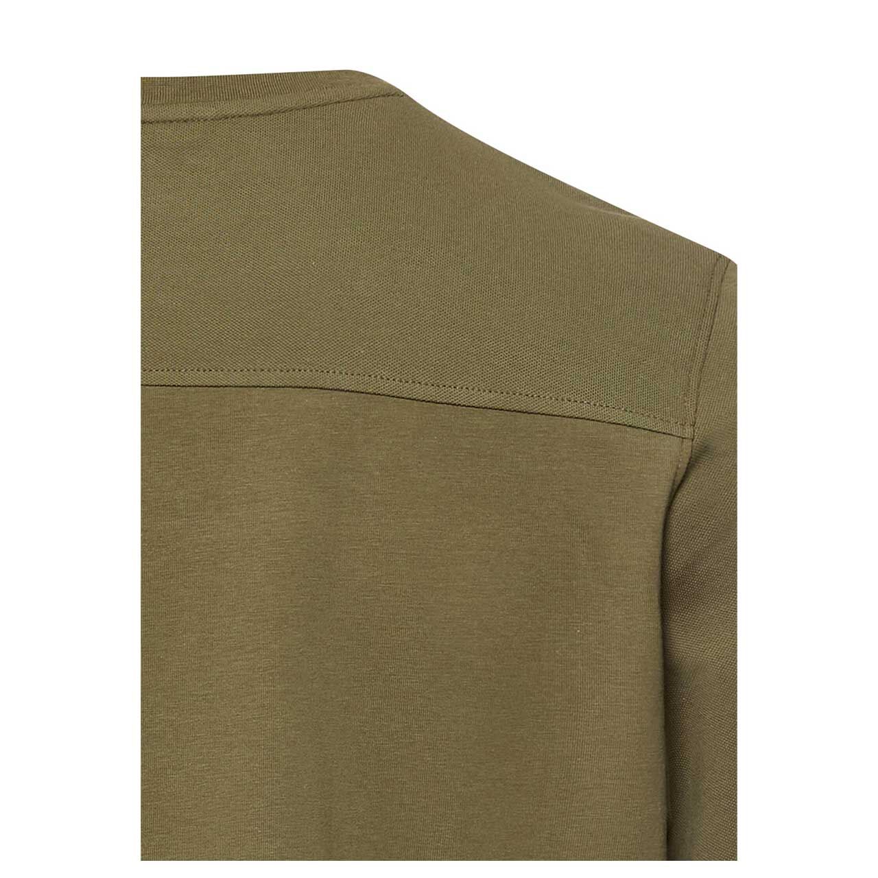 Herren T-Shirt von Camel active in Olivgrün, detaillierte Rückansicht